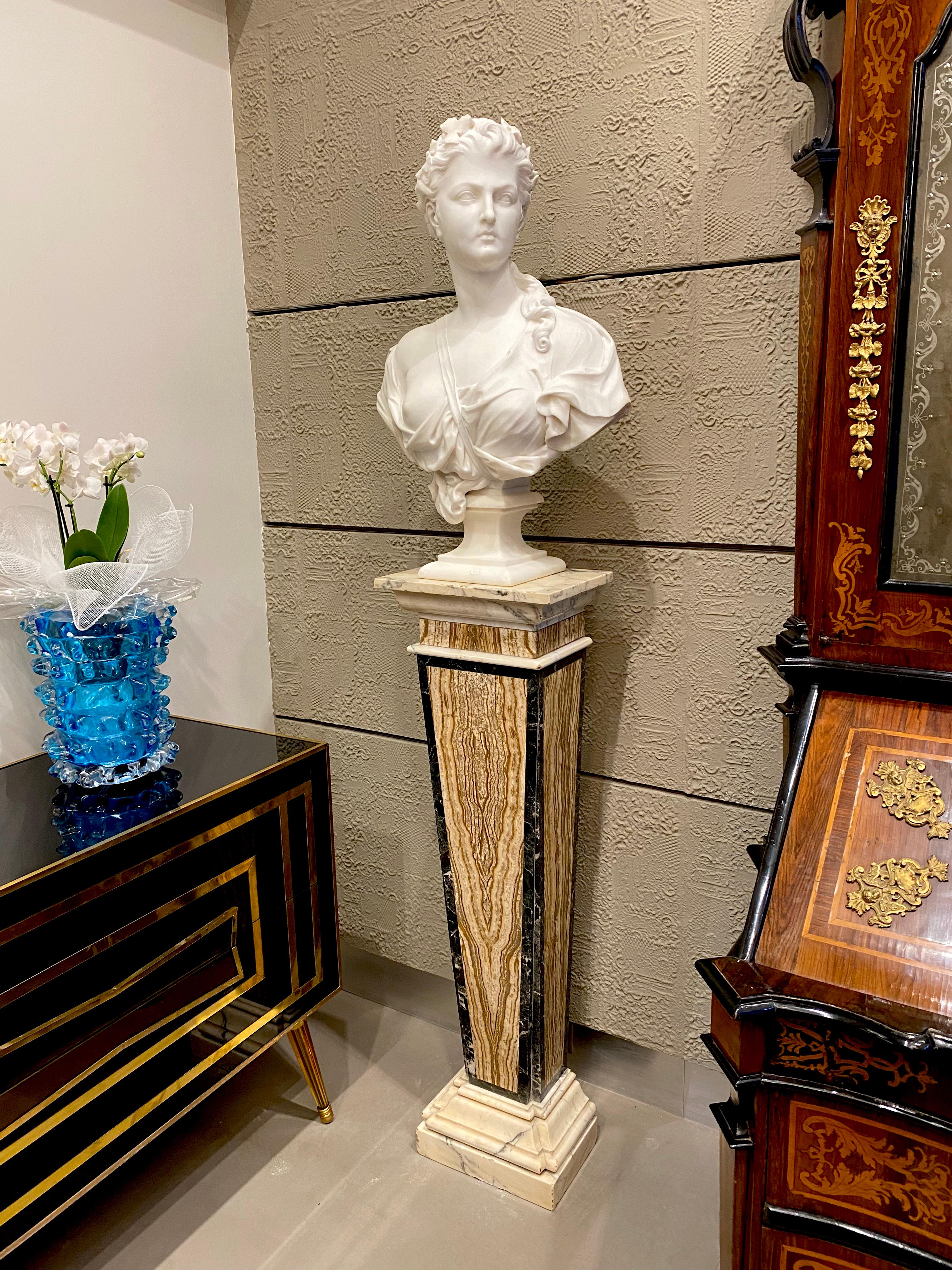 Stunning Pair of Italian Neoclassical Inlaid Marble Bases or Pedestals For Sale 12