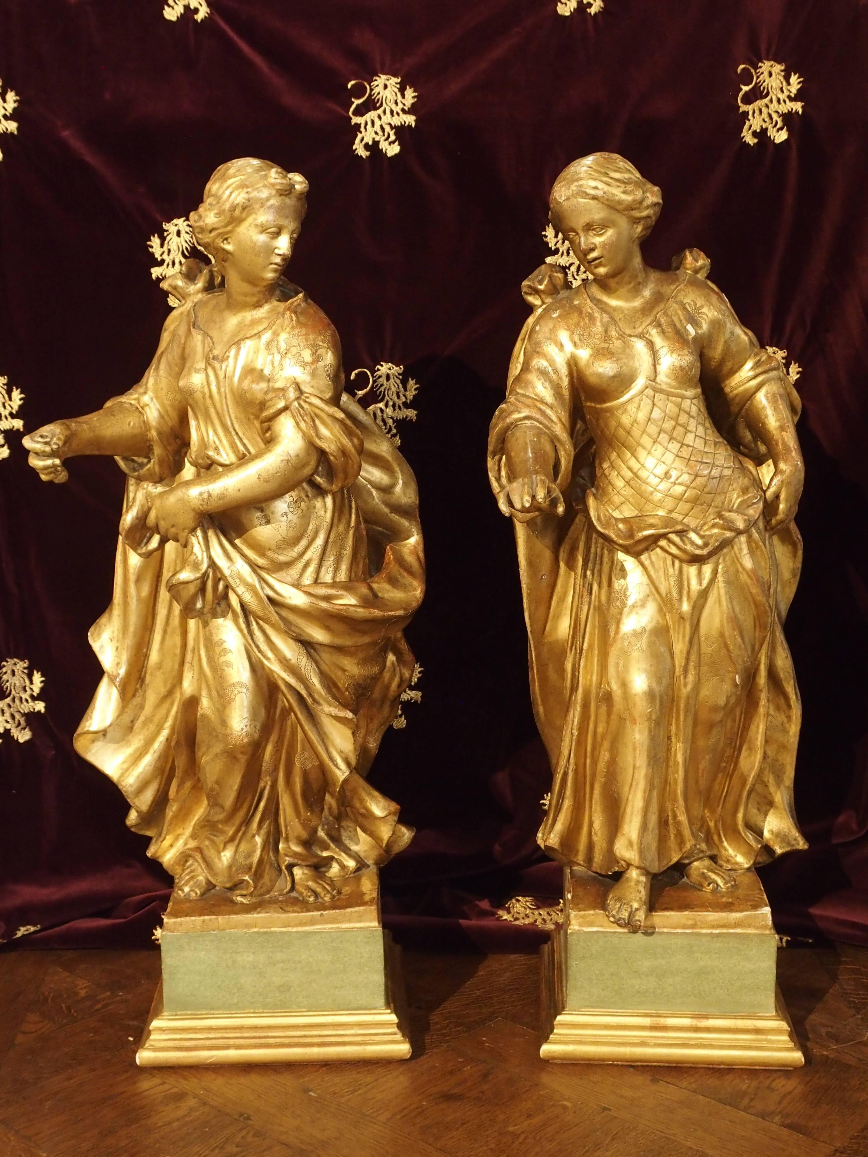 Stunning Pair of Large Antique Carved Giltwood Statues, circa 1860 4