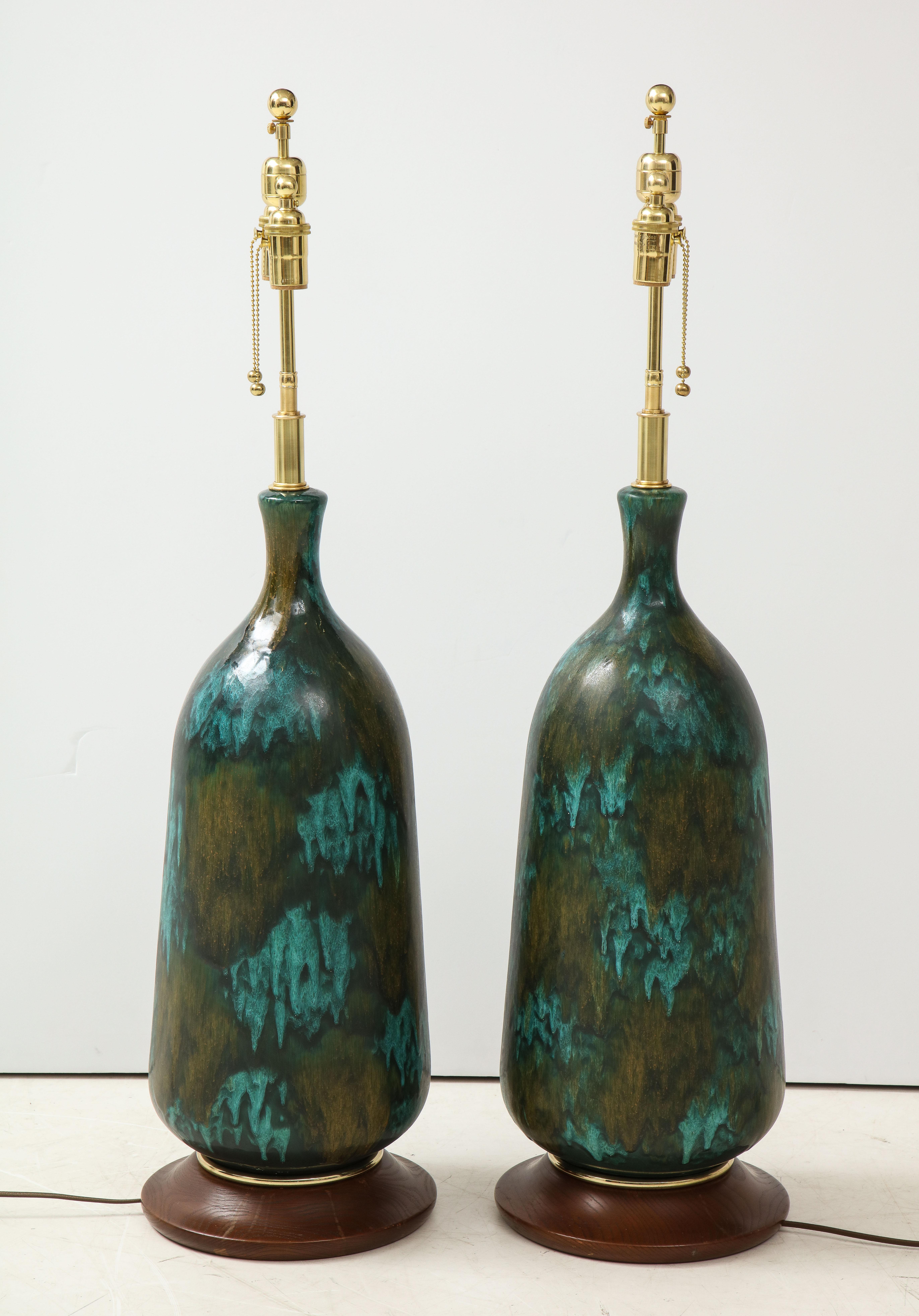 Stunning Pair of Large Italian Ceramic Lamps 5