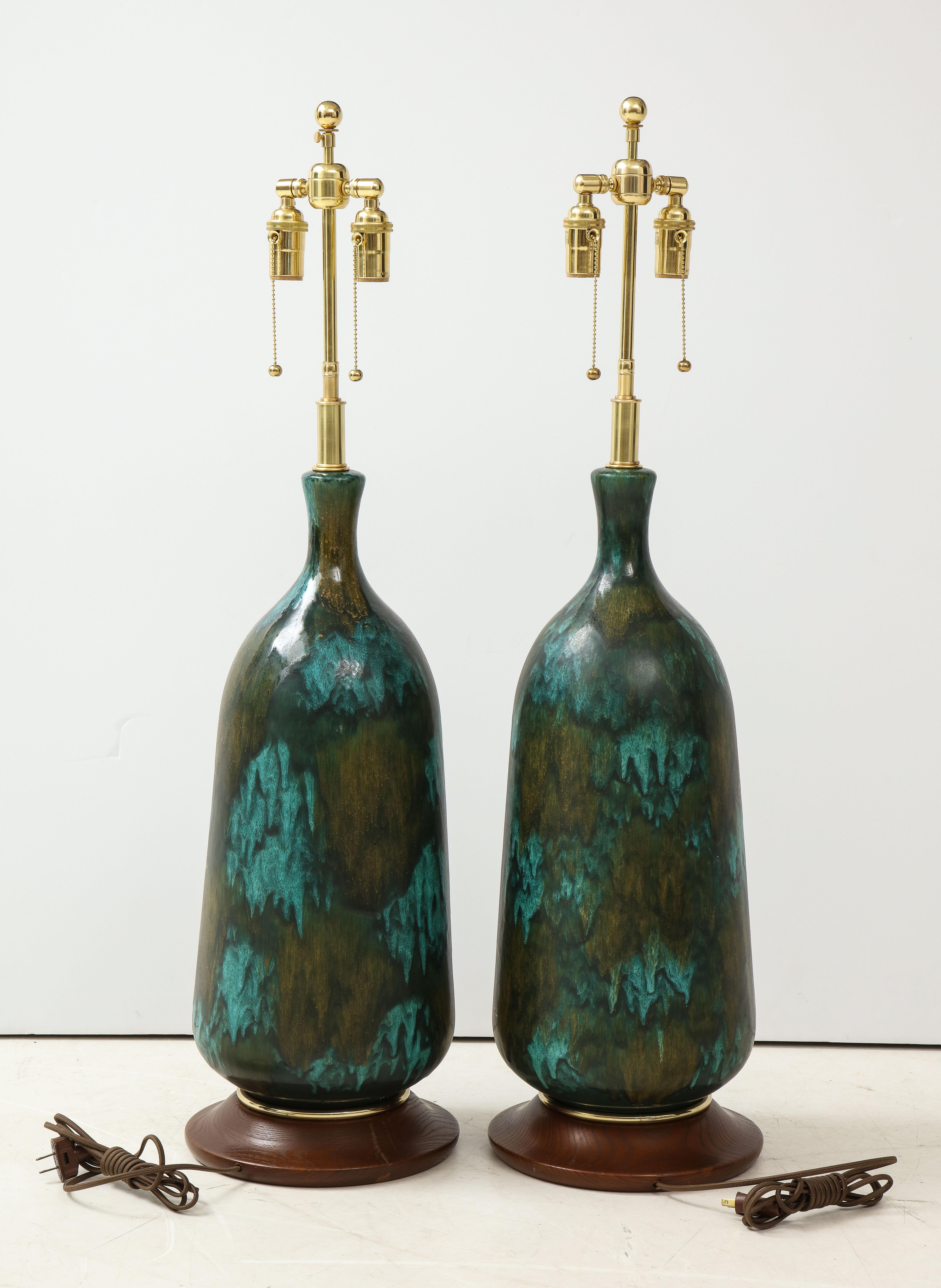 Stunning Pair of Large Italian Ceramic Lamps 6