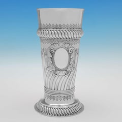 Stunning Pair of Large Victorian Antique Sterling Silver Vases, London, 1890