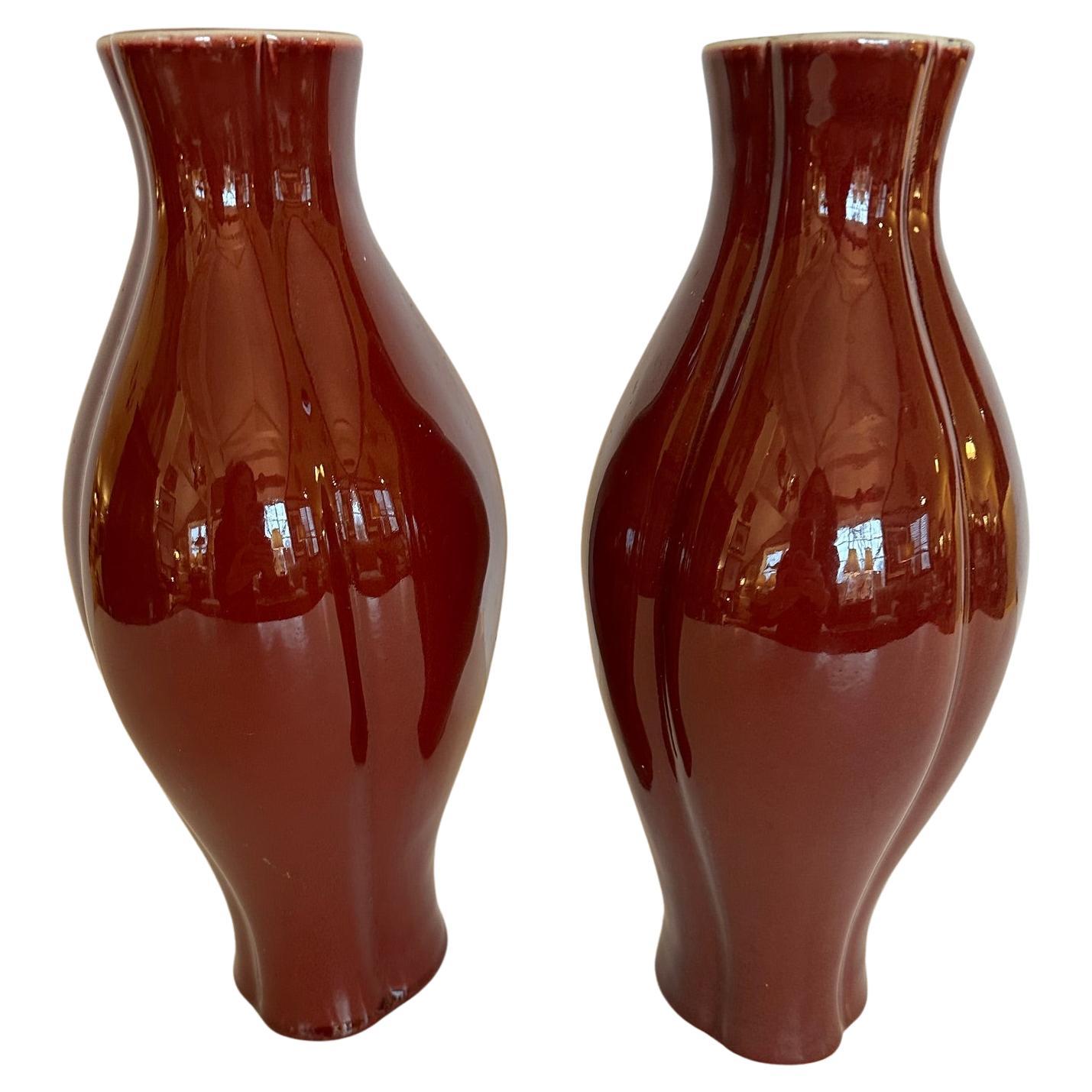 Superbe paire de vases Maitland Smith en céramique émaillée sang de bœuf en vente