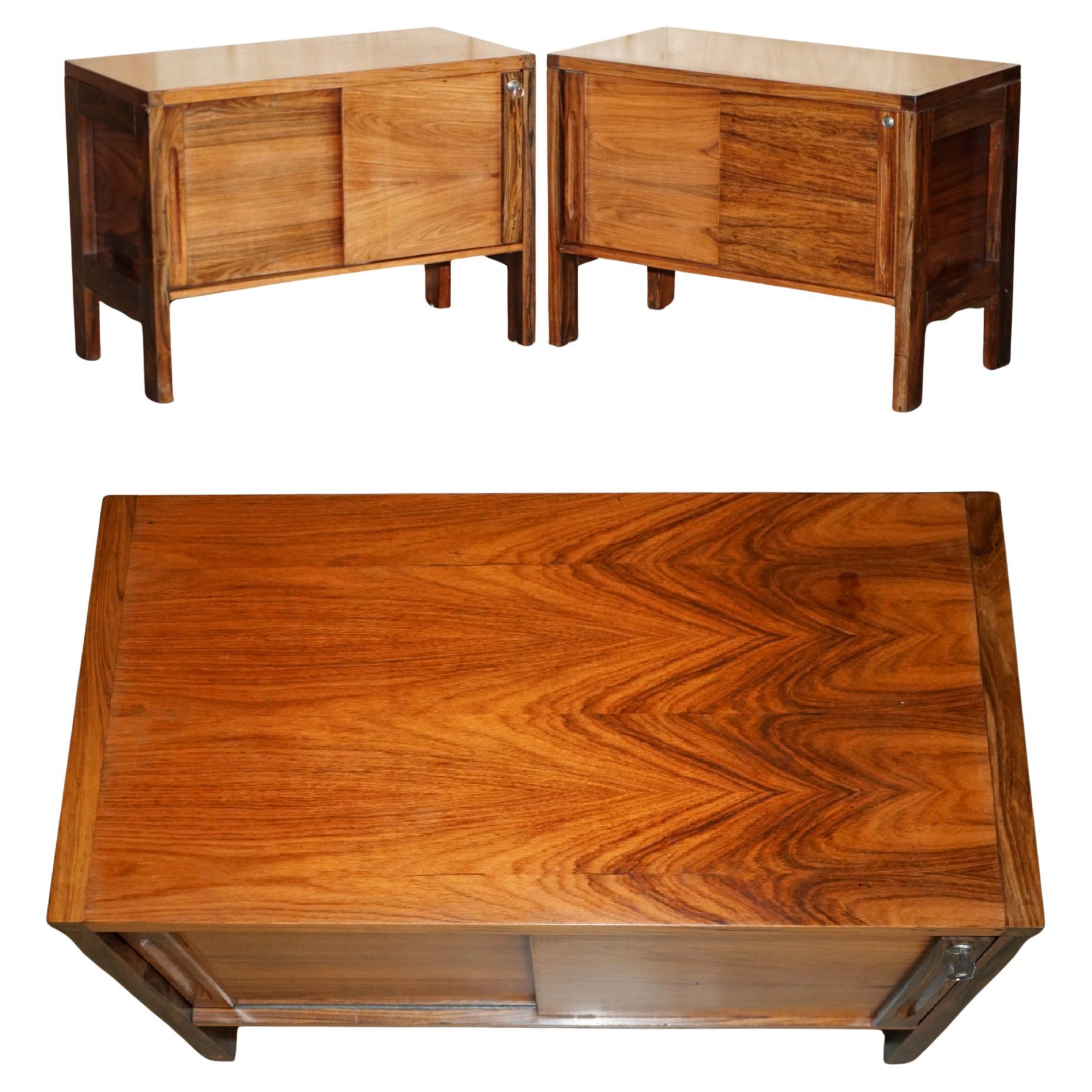 STUNNING PAIR OF MiD CENTURY MODERN BRAZILLIAN WOOD DANISH CABINETS OR CUPBOARDS im Angebot