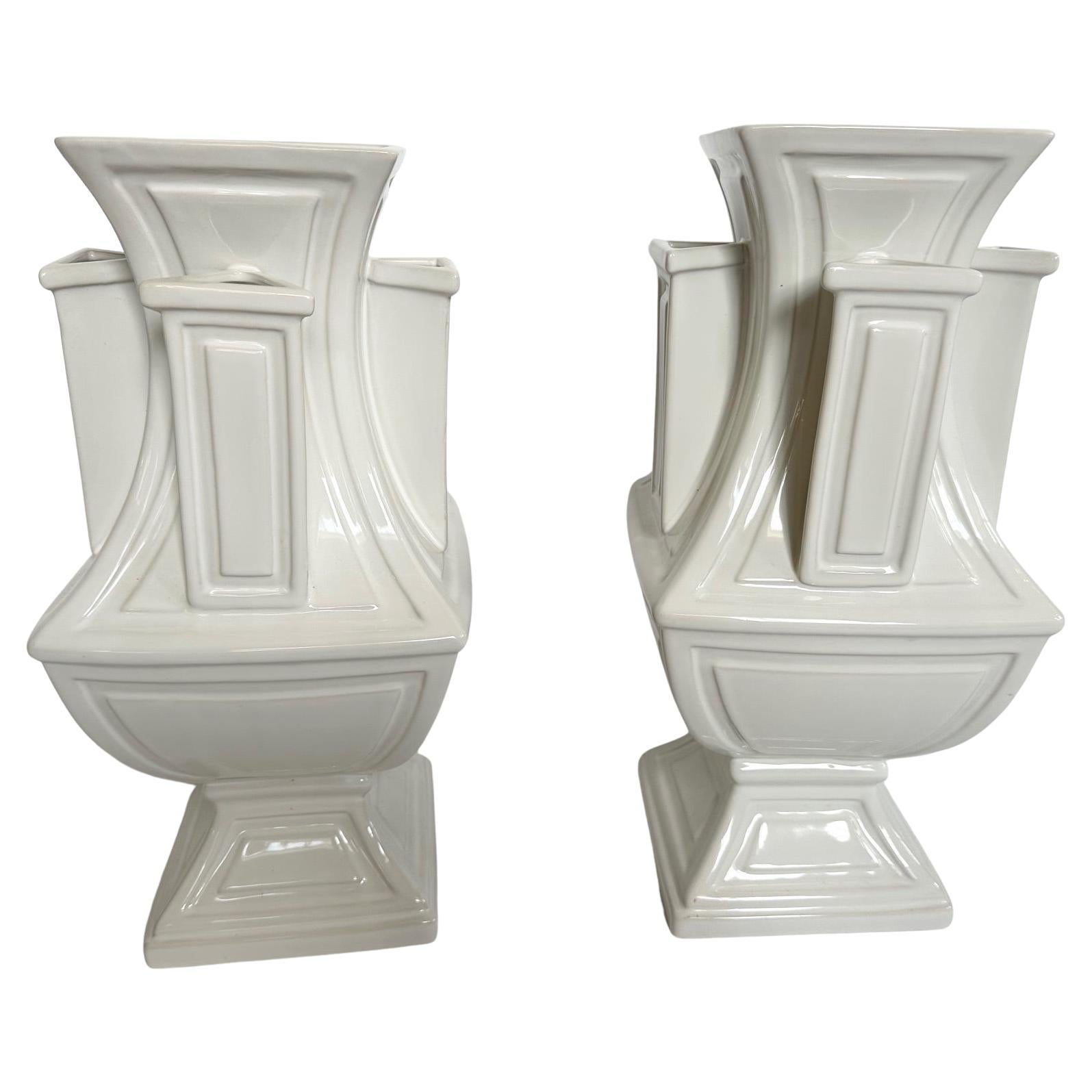 Superbe paire de vases italiens modernes du milieu du siècle dernier en vente