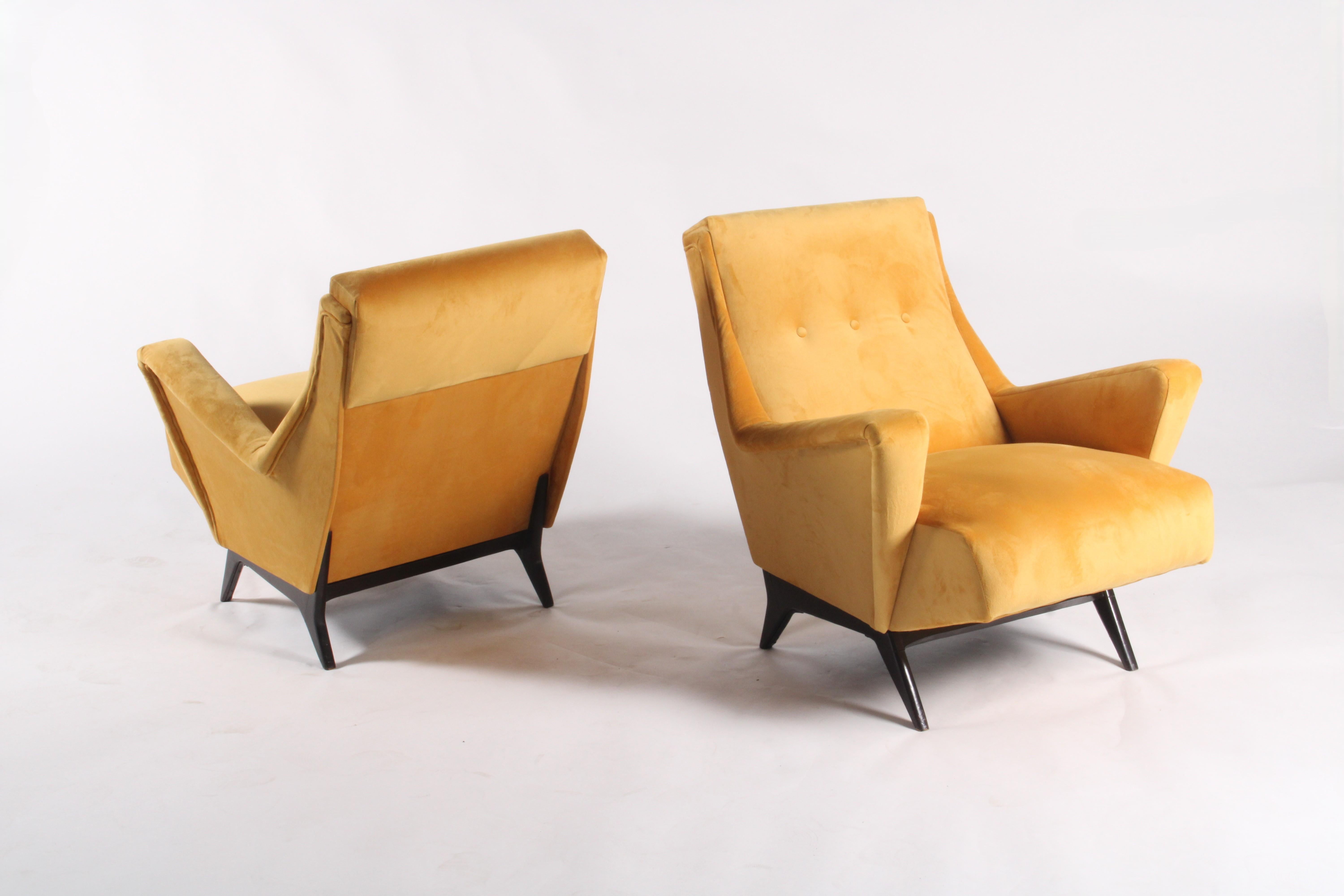 Superbe paire de fauteuils italiens du milieu du siècle dernier dans le style de Guglielmo Pecorini en vente 12