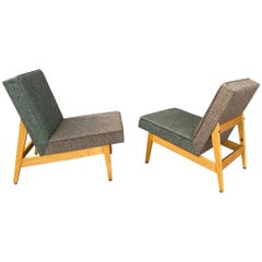 Retro Stunning Pair of Modernist Lounge Chairs Made by Gunlocke, Manner of Jens Risom