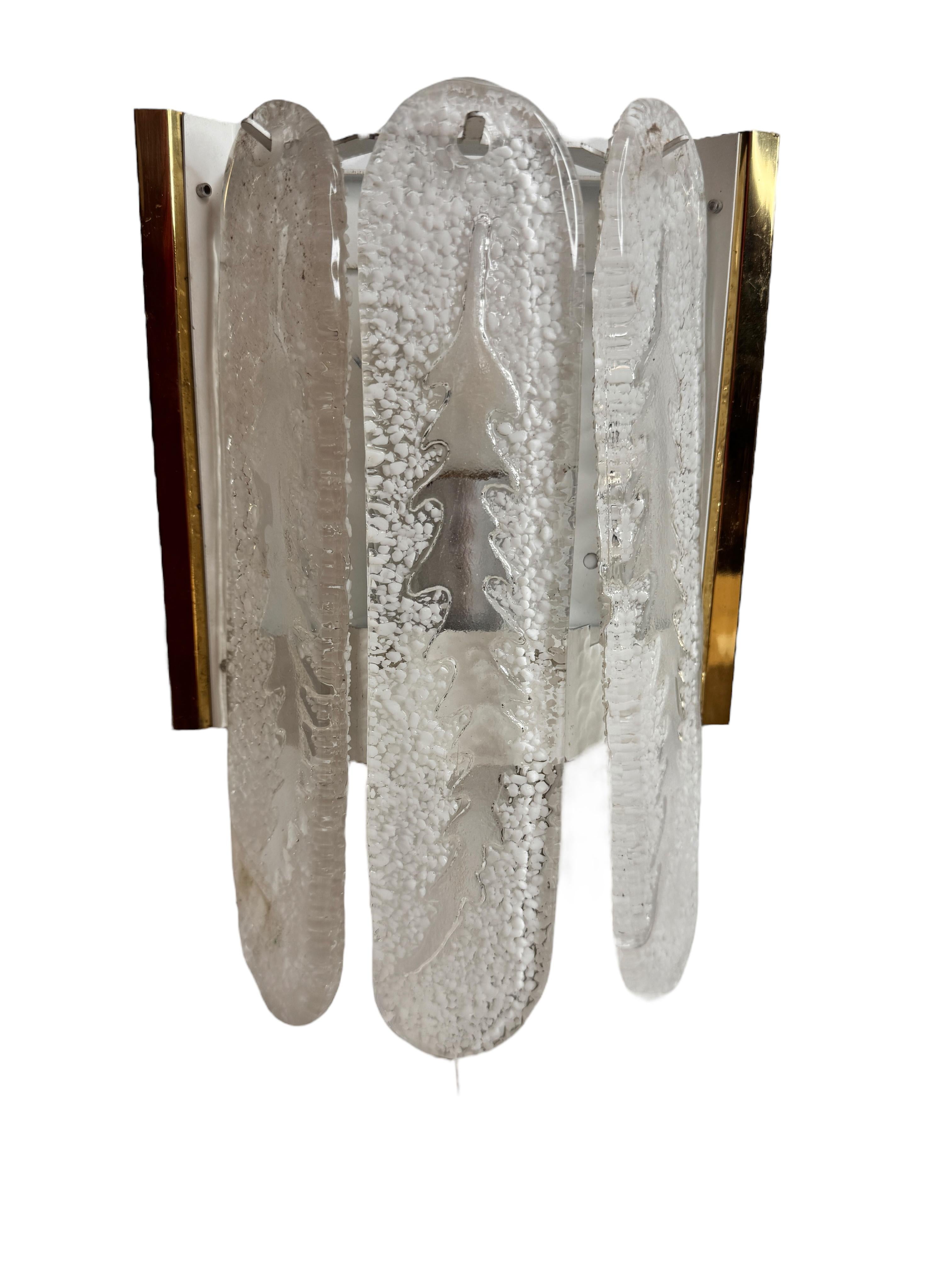 italien Superbe paire d'appliques en verre de Murano dans le style de Venini en vente