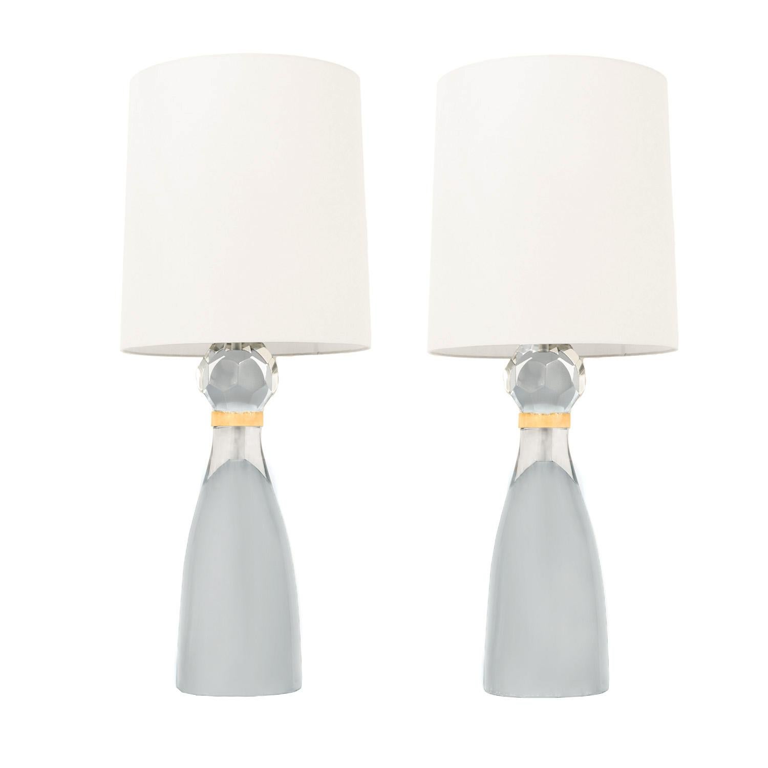 Atemberaubendes Paar Murano Sommerso-Tischlampen „Brilli“ aus grauem, sandiertem Glas
