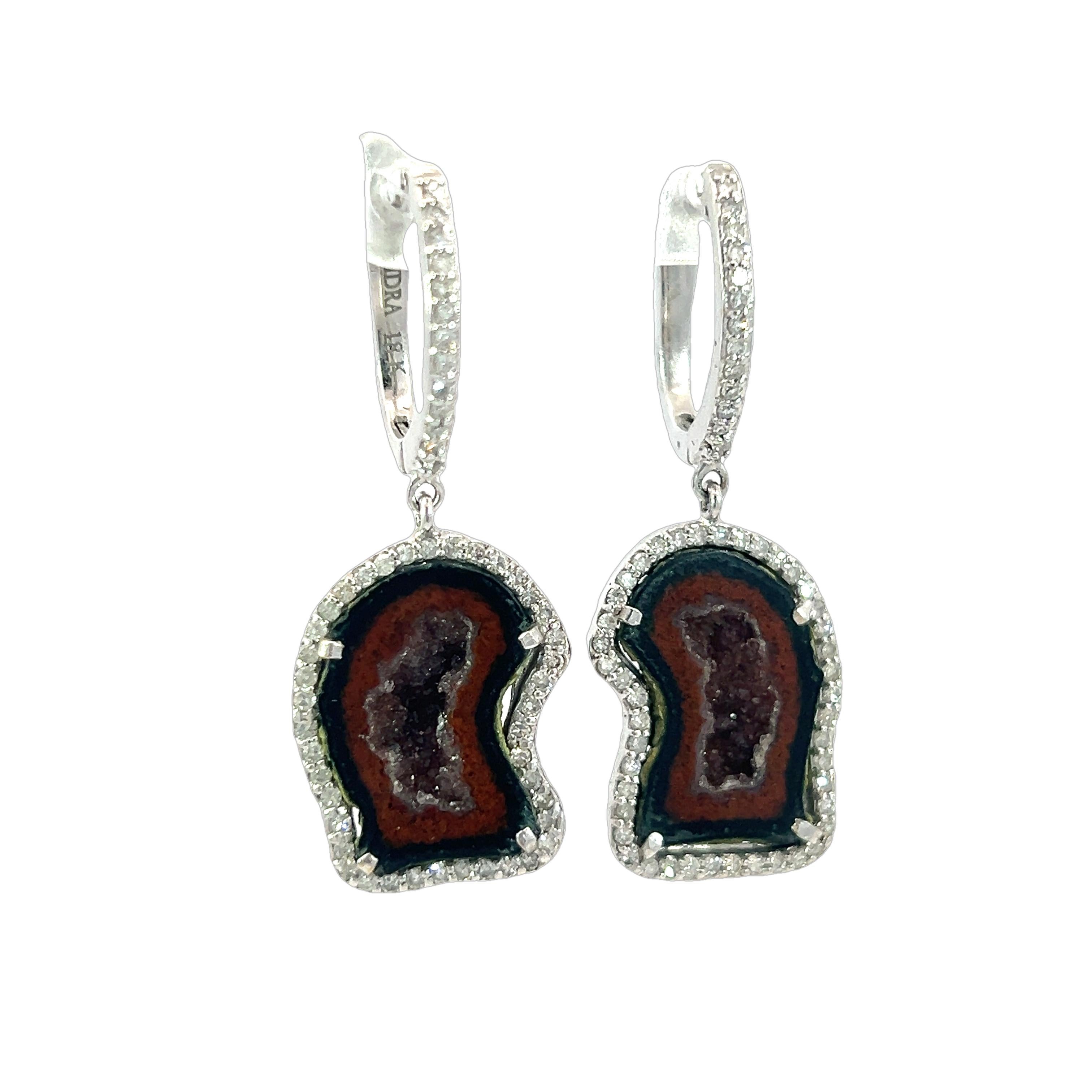 Women's Stunning pair of natural Druzy quartz and diamonds earrings For Sale