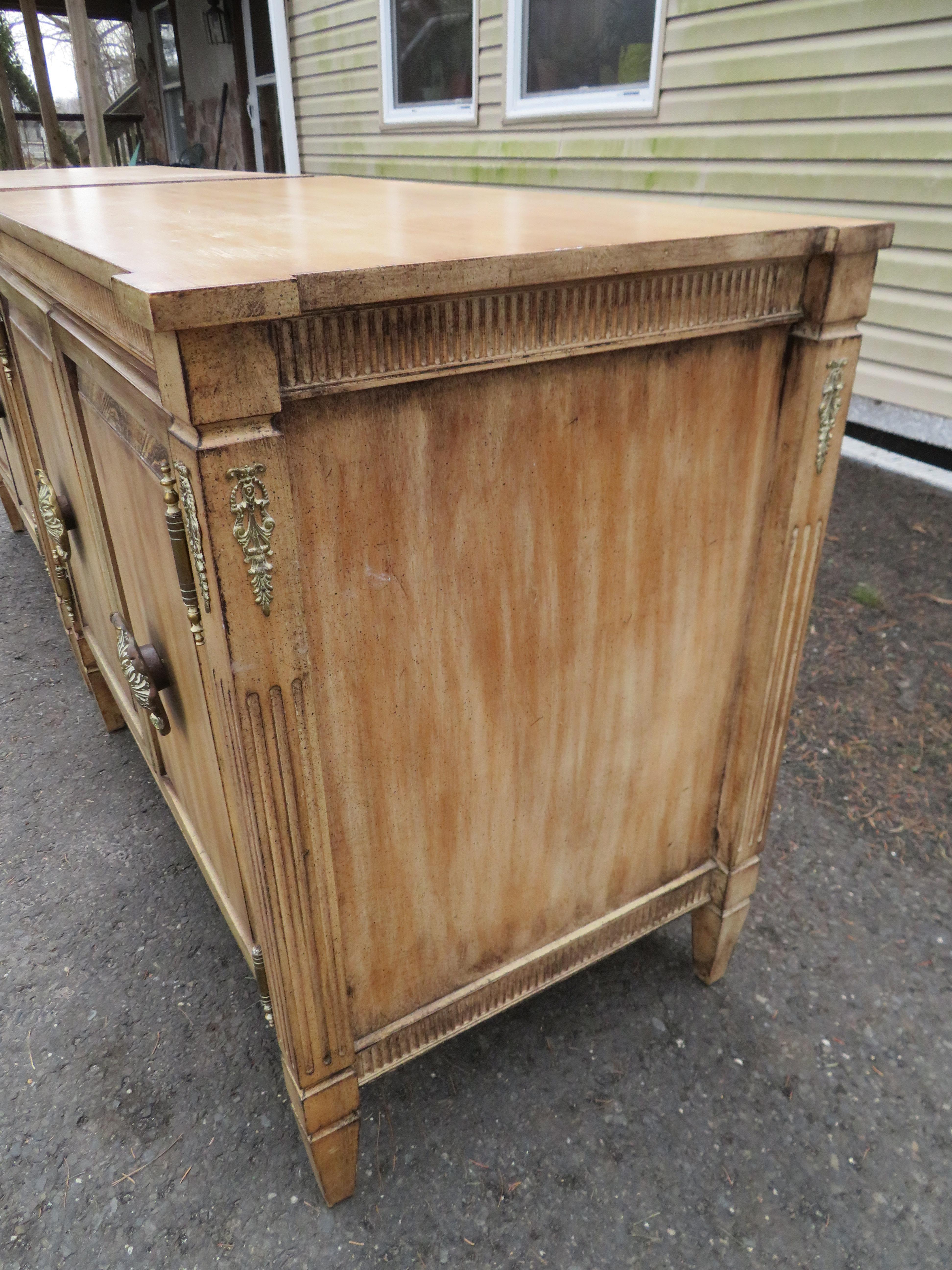 Stunning Pair of Neoclassical Distressed Bachelors Chests Hollywood Regency For Sale 8