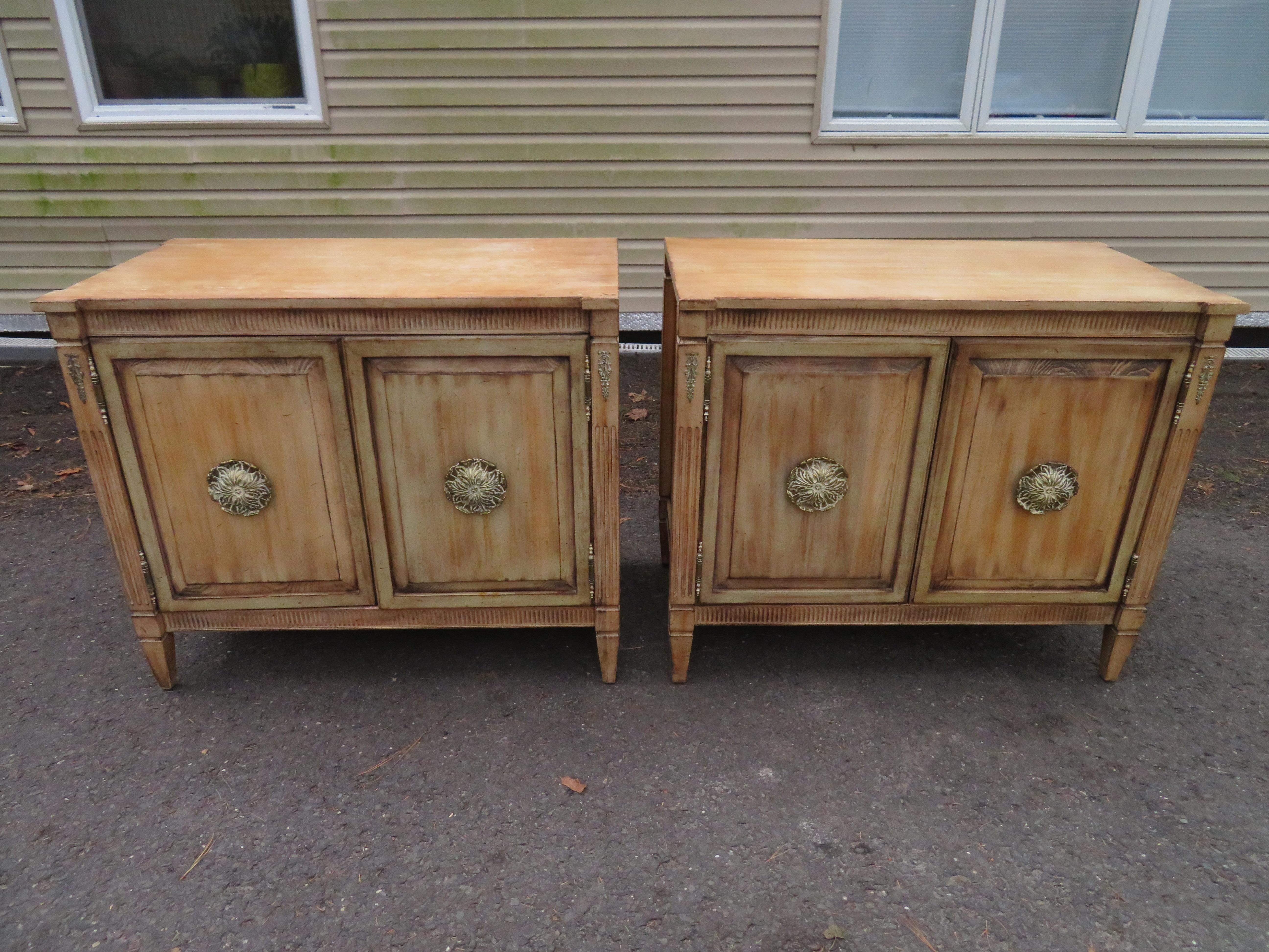 Stunning Pair of Neoclassical Distressed Bachelors Chests Hollywood Regency For Sale 11