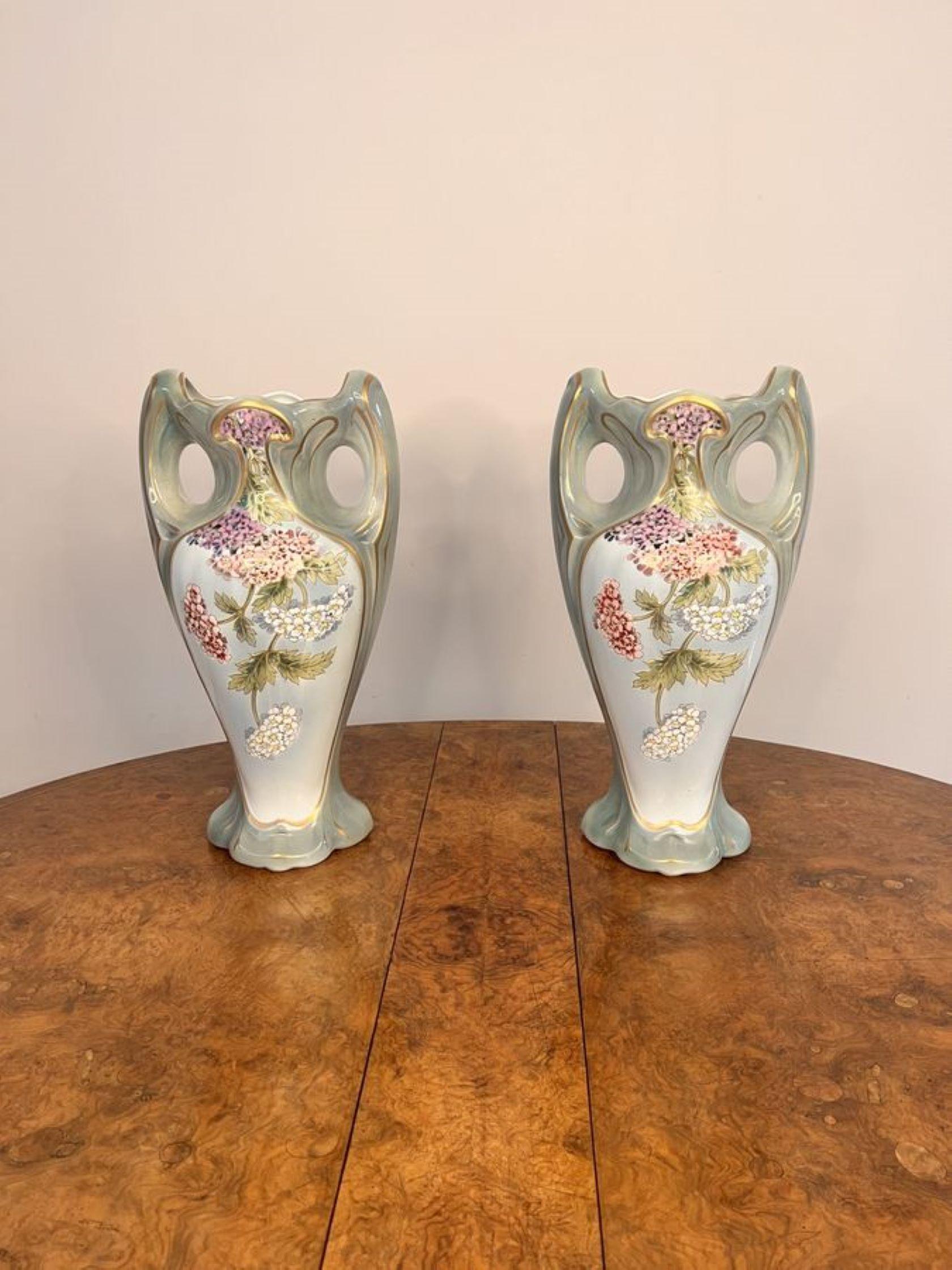 Stunning pair of quality antique French vases For Sale 1