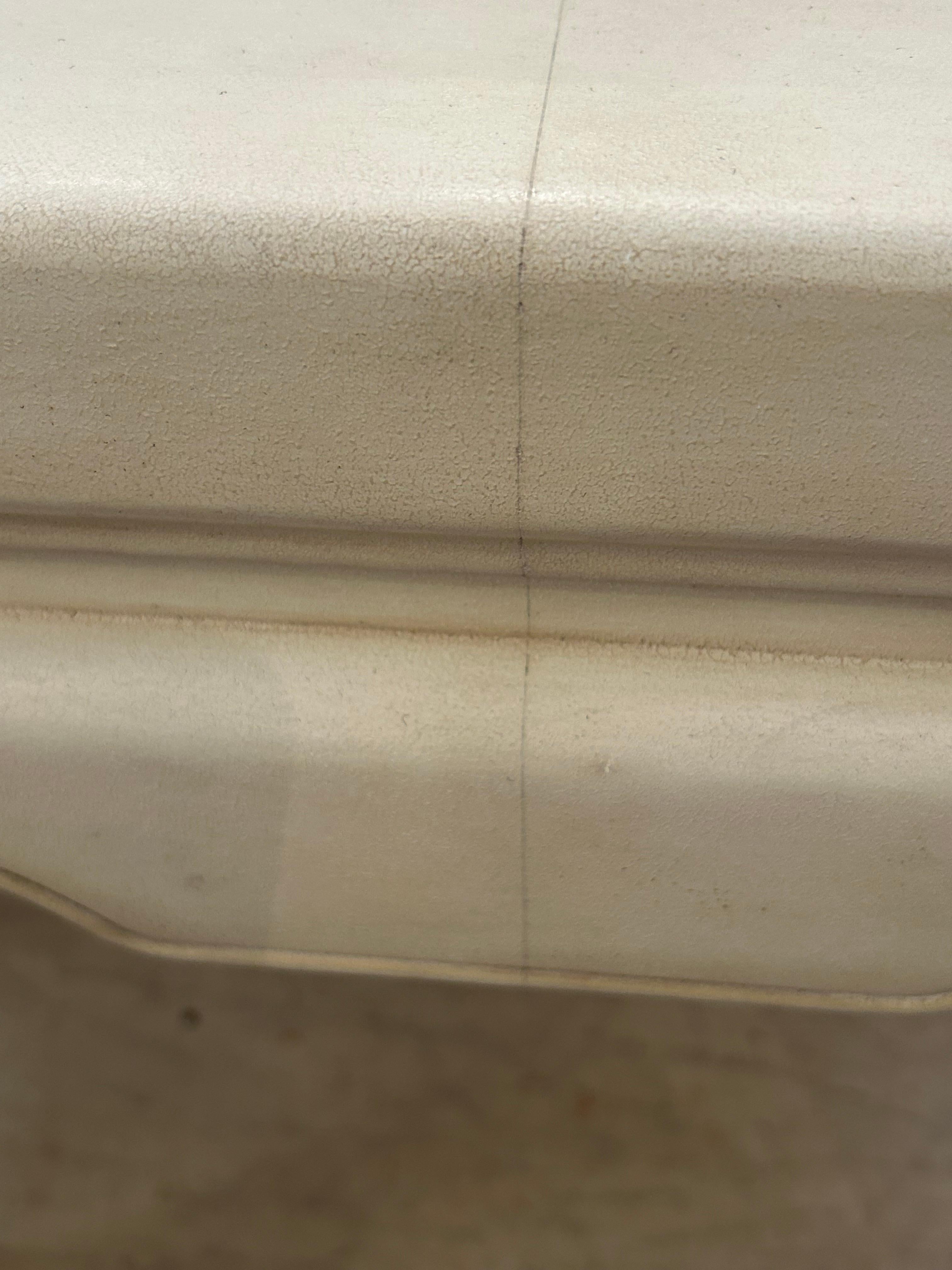 Atemberaubendes Paar Ralph Lauren Beige Quadratischer Beistelltische mit asiatischem Flair, Paar (Asiatisch) im Angebot