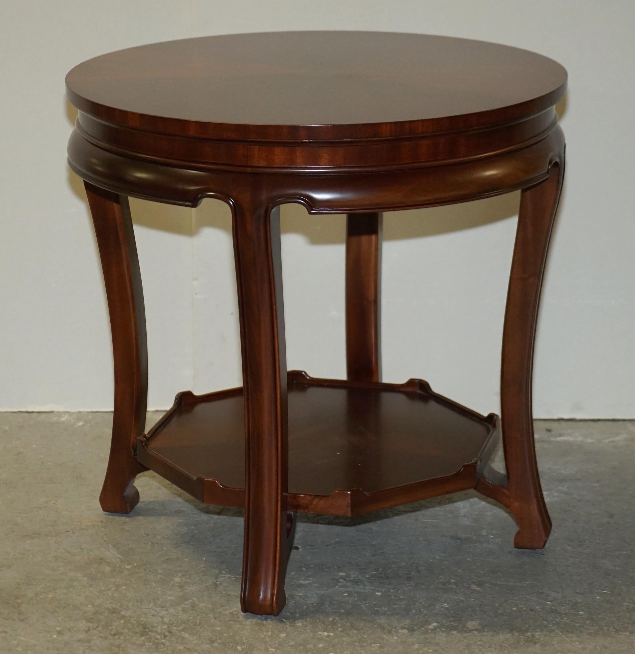 Royal House Antiques

Royal House Antiques is delighted to offer for sale this exquisite pair of RRP £10,050 Ralph Lauren American Mahogany side end lamp wine tables

Please note the delivery fee listed is just a guide, it covers within the M25 only