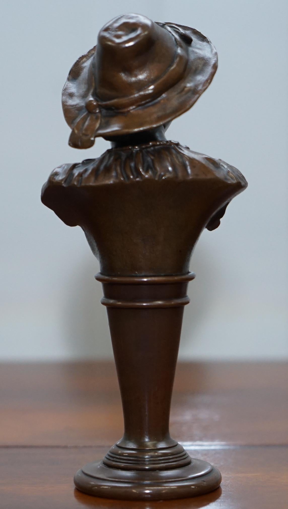 Splendida coppia di rari busti in bronzo massiccio in miniatura originali dell'epoca vittoriana in vendita 6