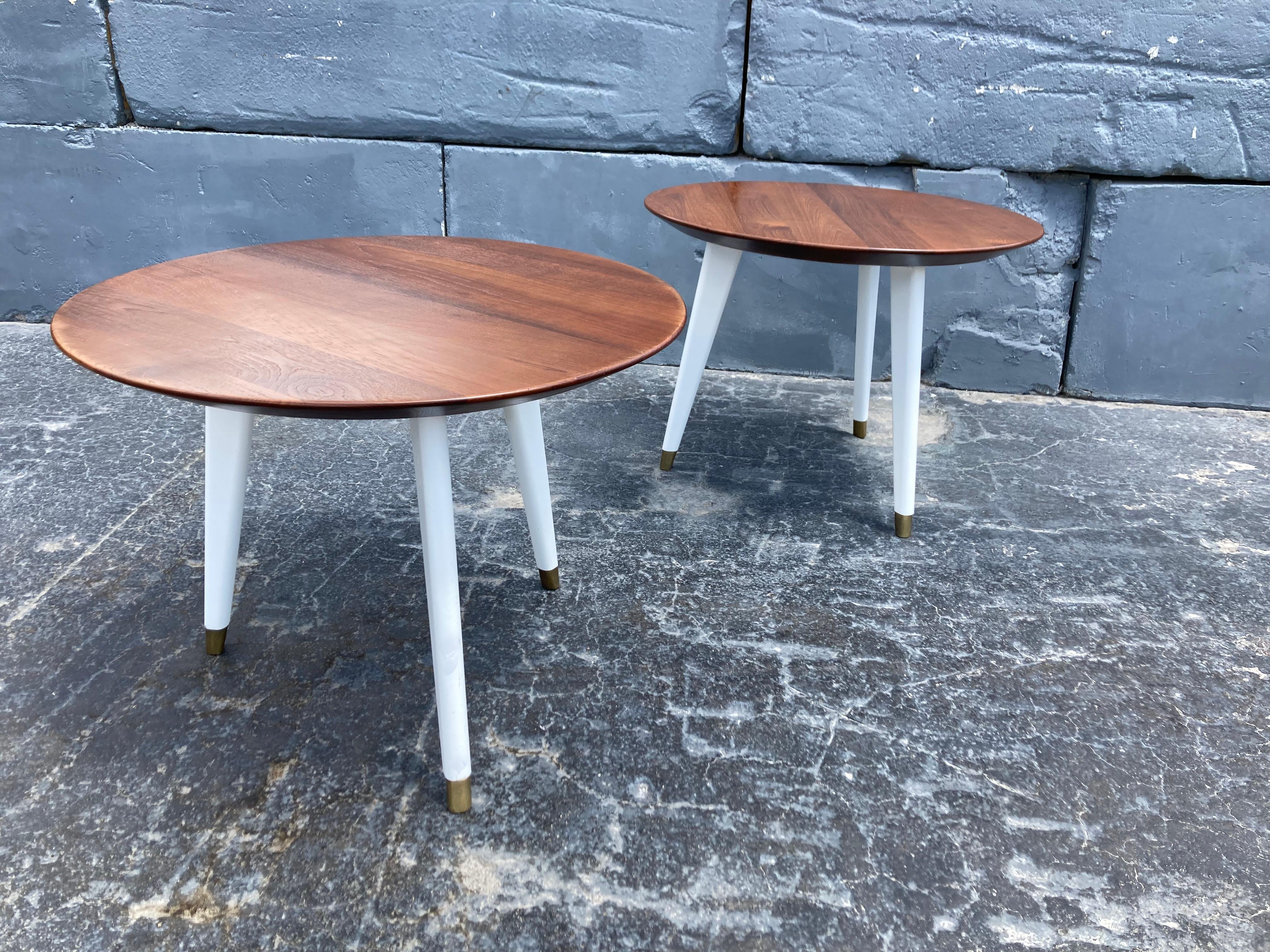 Brass Stunning Pair of Side Tables or End Tables in the Style of Gio Ponti, Teak For Sale