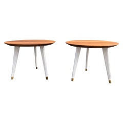Stupefacente coppia di tavolini o tavolini di servizio nello stile di Gio Ponti, in teak