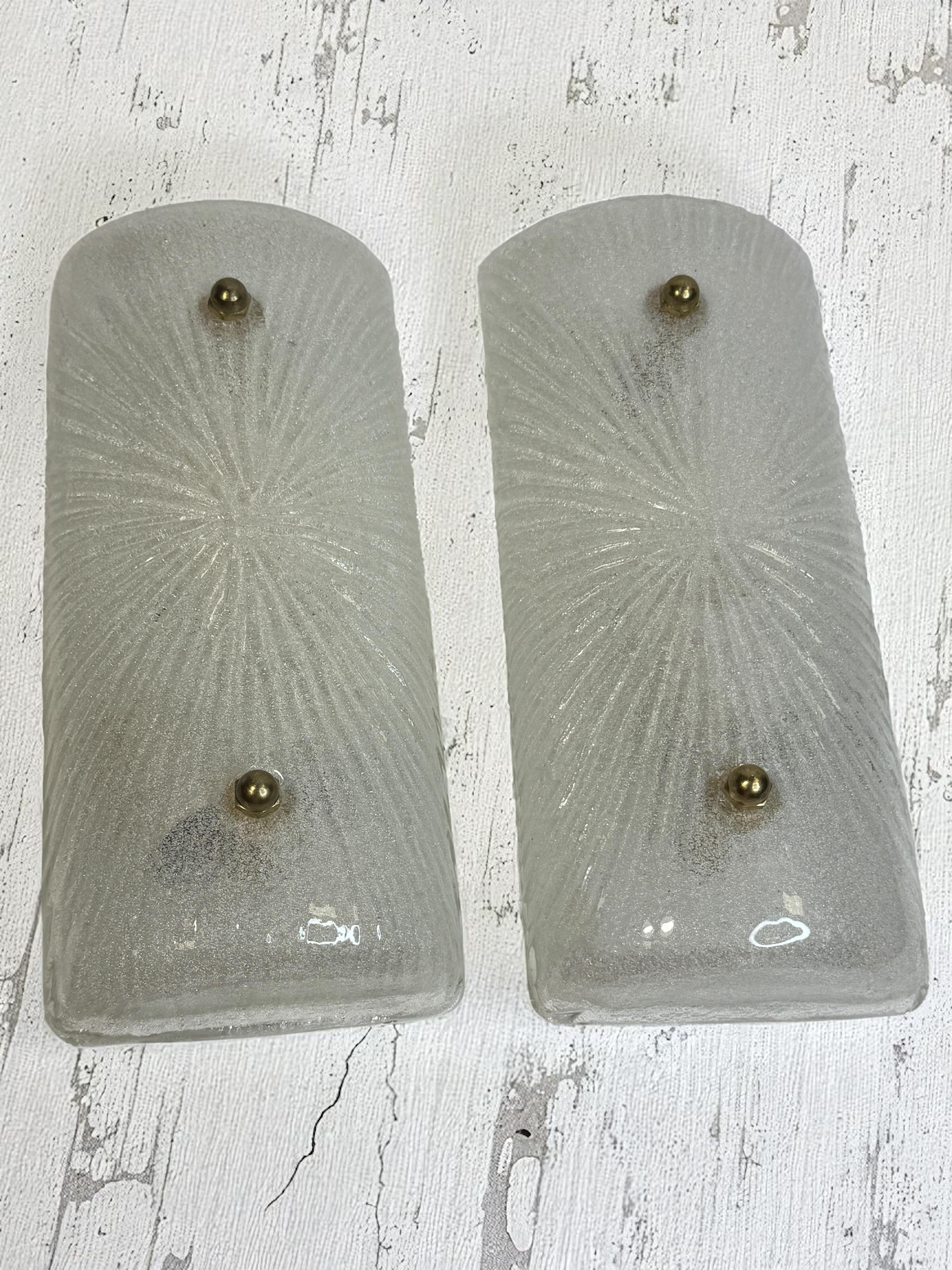 Atemberaubendes Paar von Murano-Glas-Leuchten mit Sternenmuster, Italien, 1970er Jahre im Angebot 5