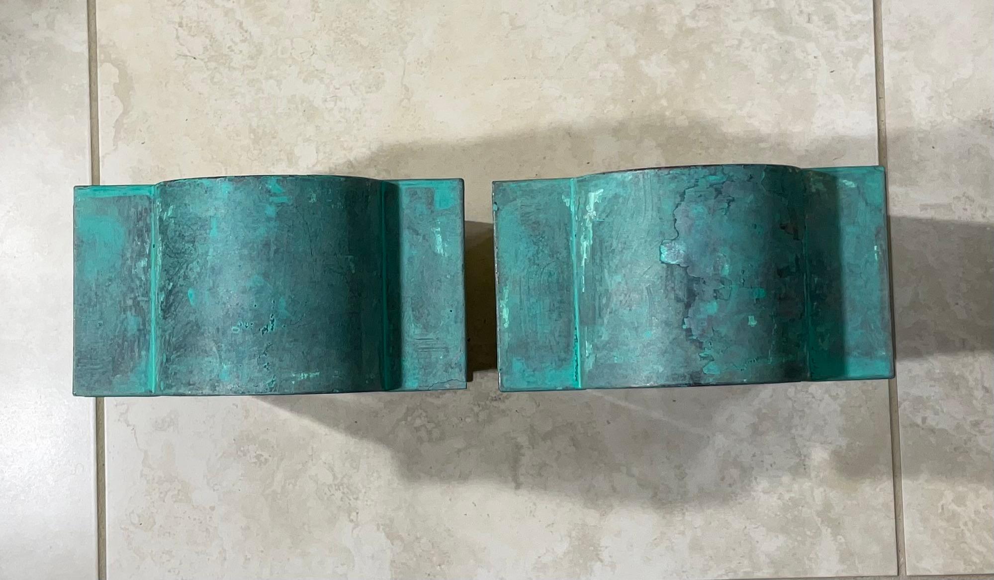 Impresionante Pareja de Apliques / Faroles Art Decó Vintage de Latón Verdigris en venta 1