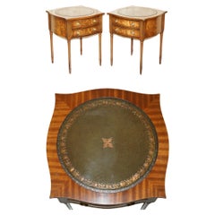 STUNNING PAIR OF VINTAGE FLAMED HARDWOOD GREEN LEATHER BEVAN FUNNELL SiDE TABLES