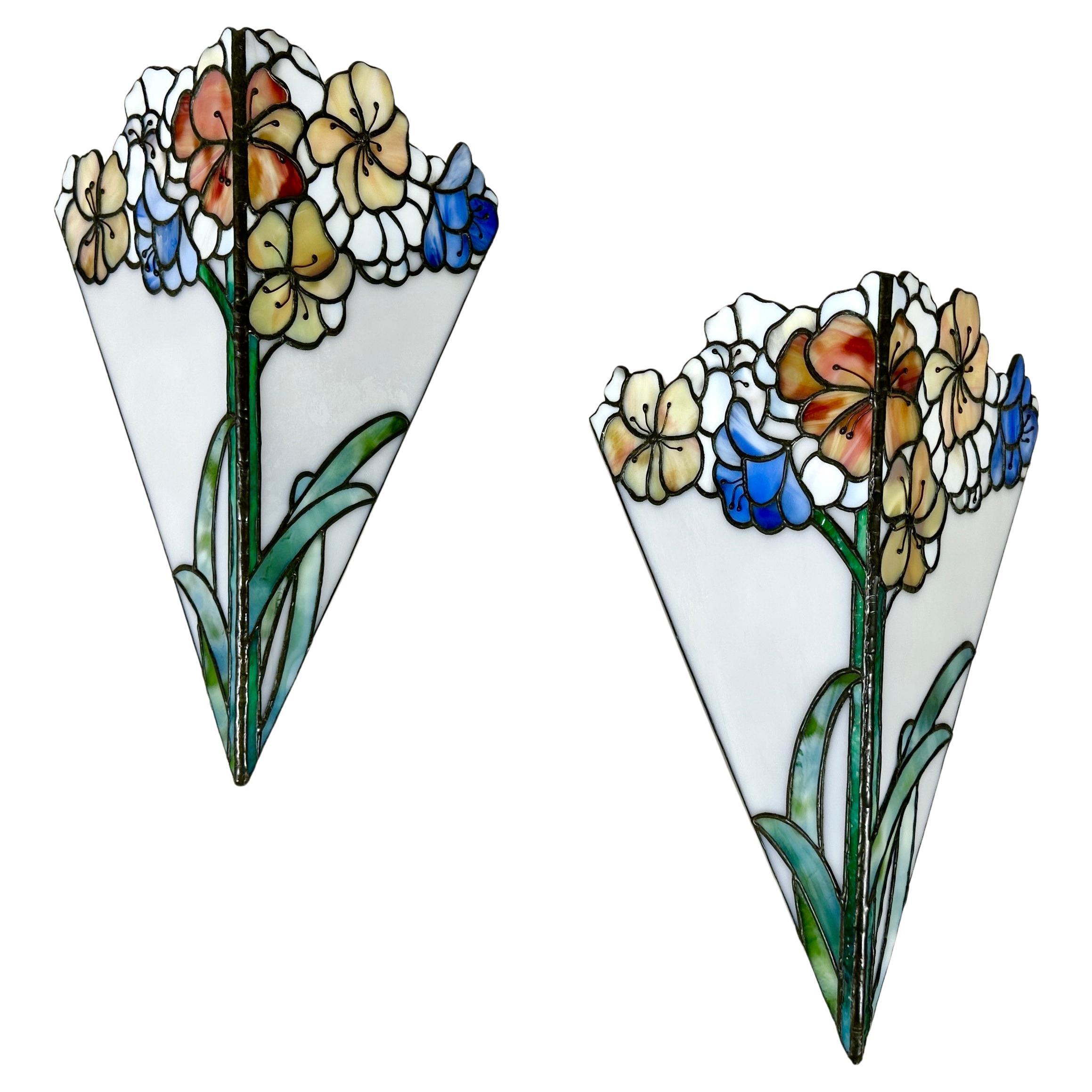 Stunning Pair of Vintage French Tiffany-Style Sconces - Circa 1950 For Sale