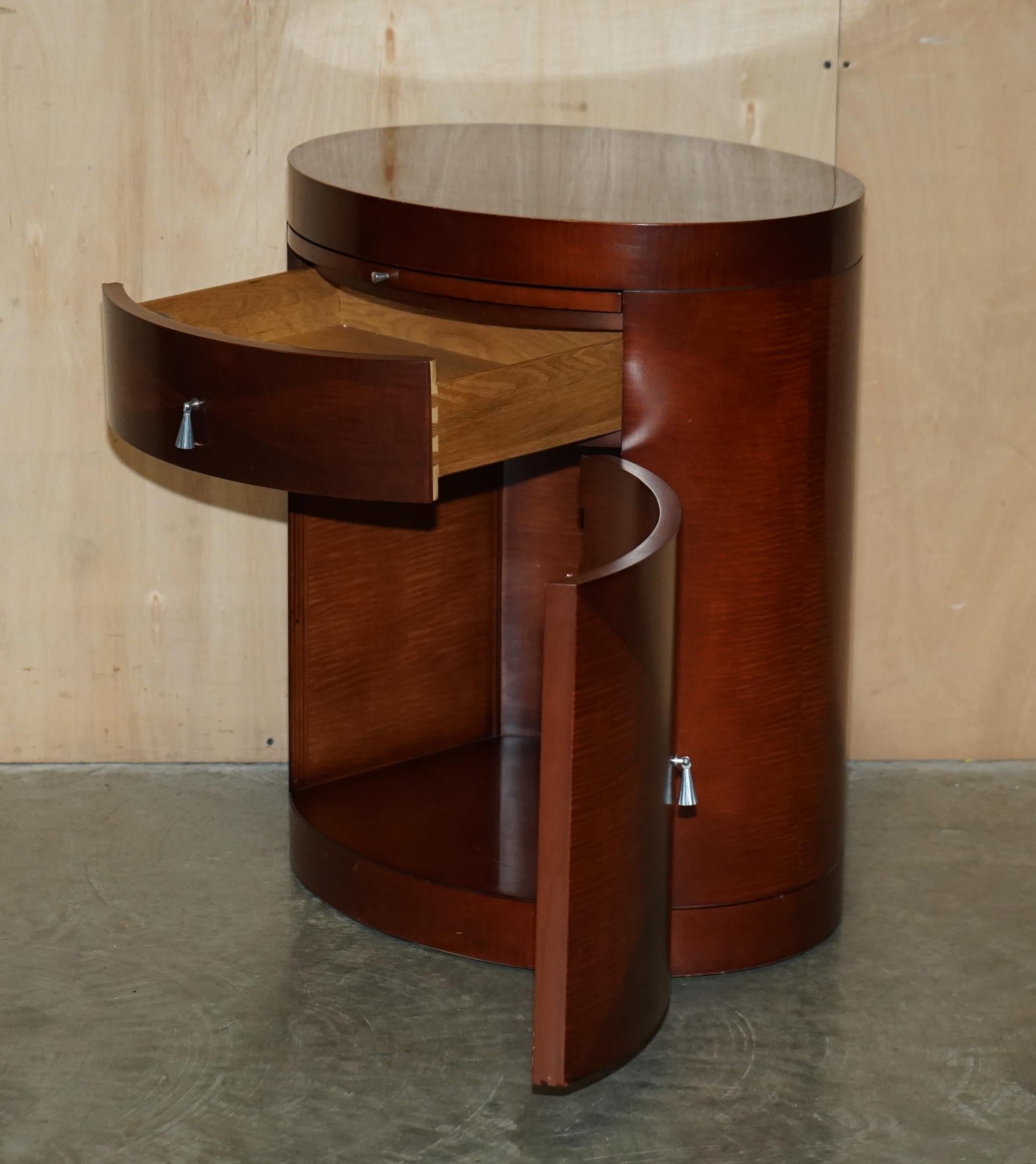 Stunning Pair of Vintage Oval Baker Furniture Hardwood Side End Table Cupbards 6