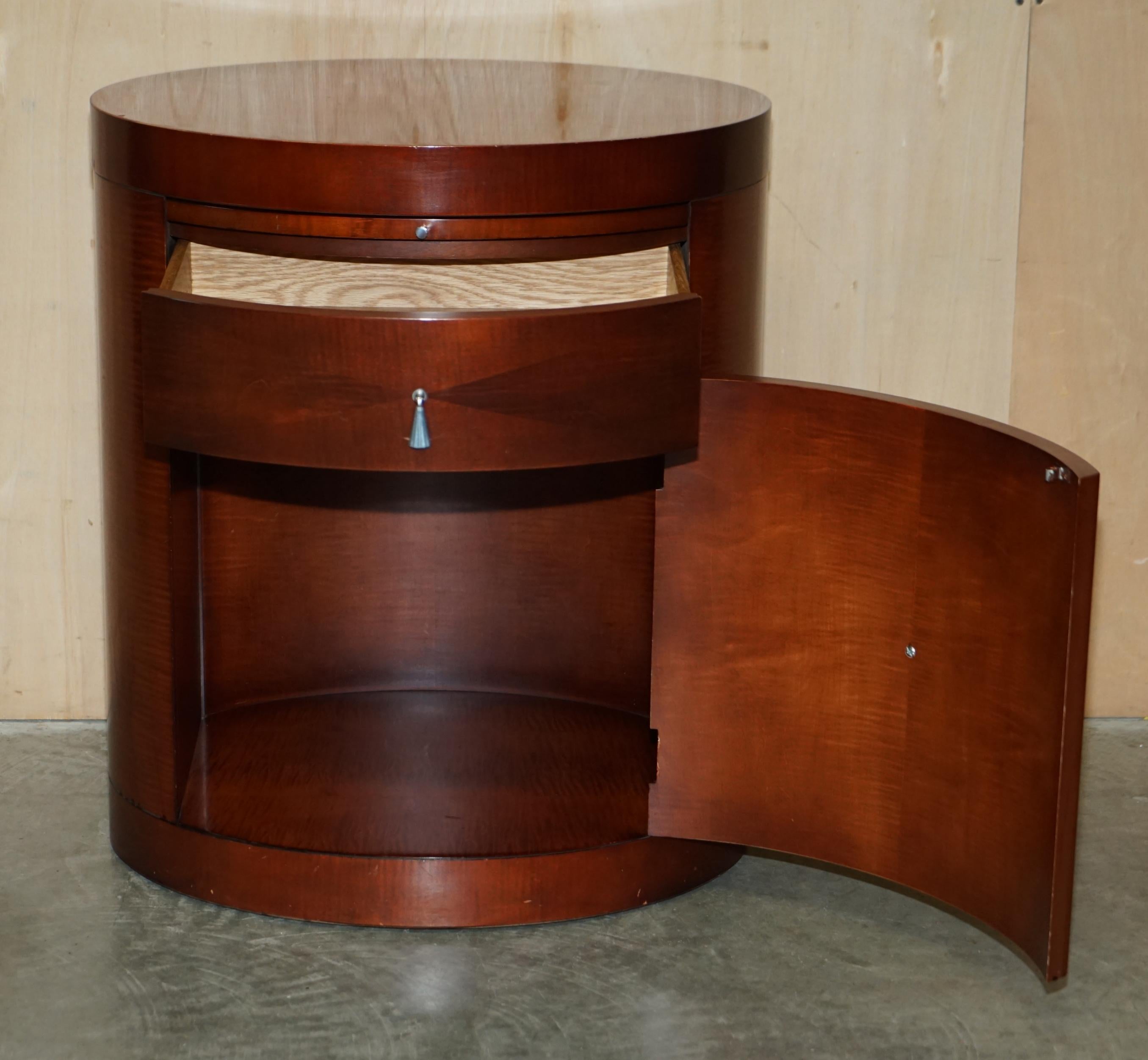 Stunning Pair of Vintage Oval Baker Furniture Hardwood Side End Table Cupbards 6
