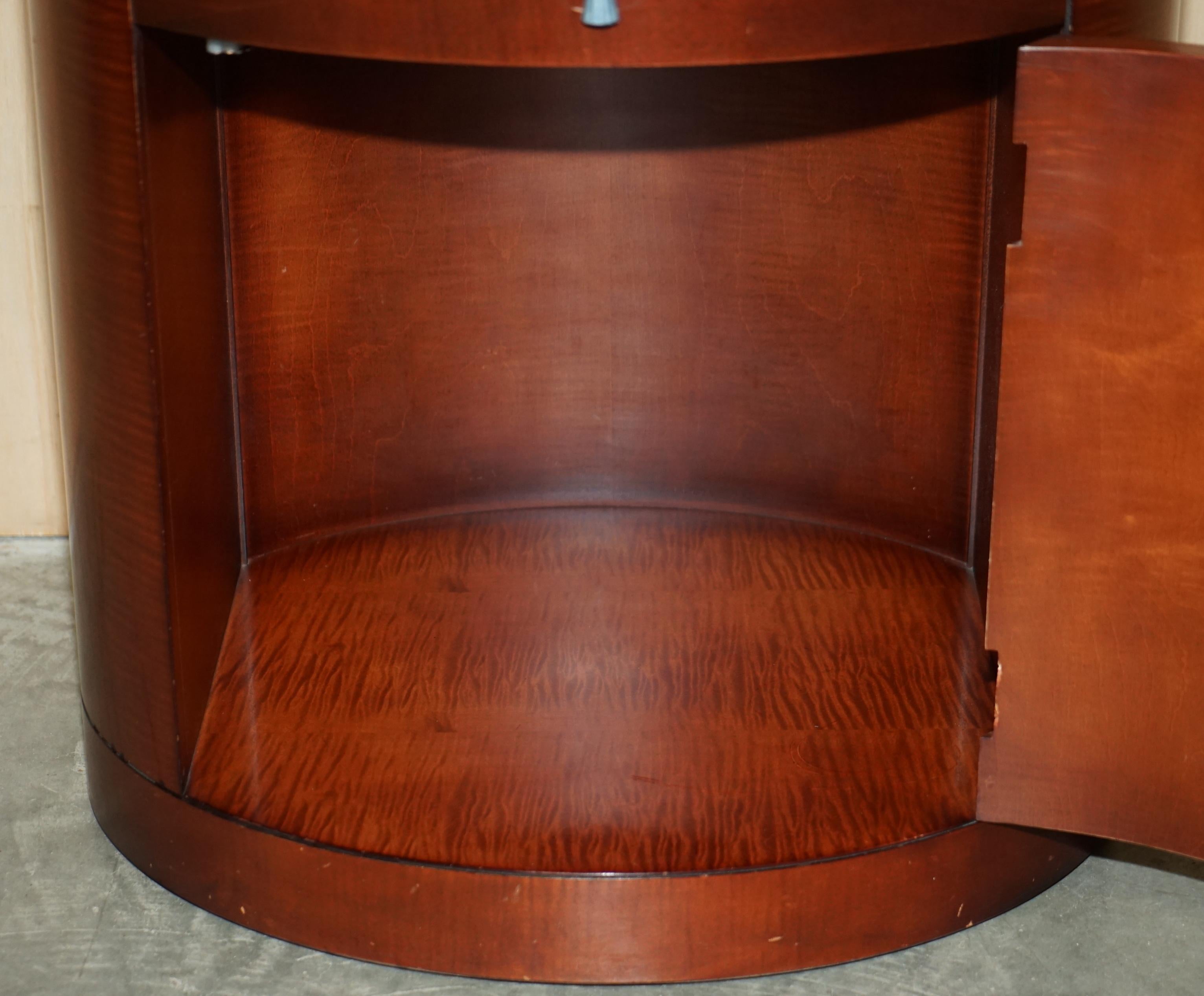 Stunning Pair of Vintage Oval Baker Furniture Hardwood Side End Table Cupbards 10