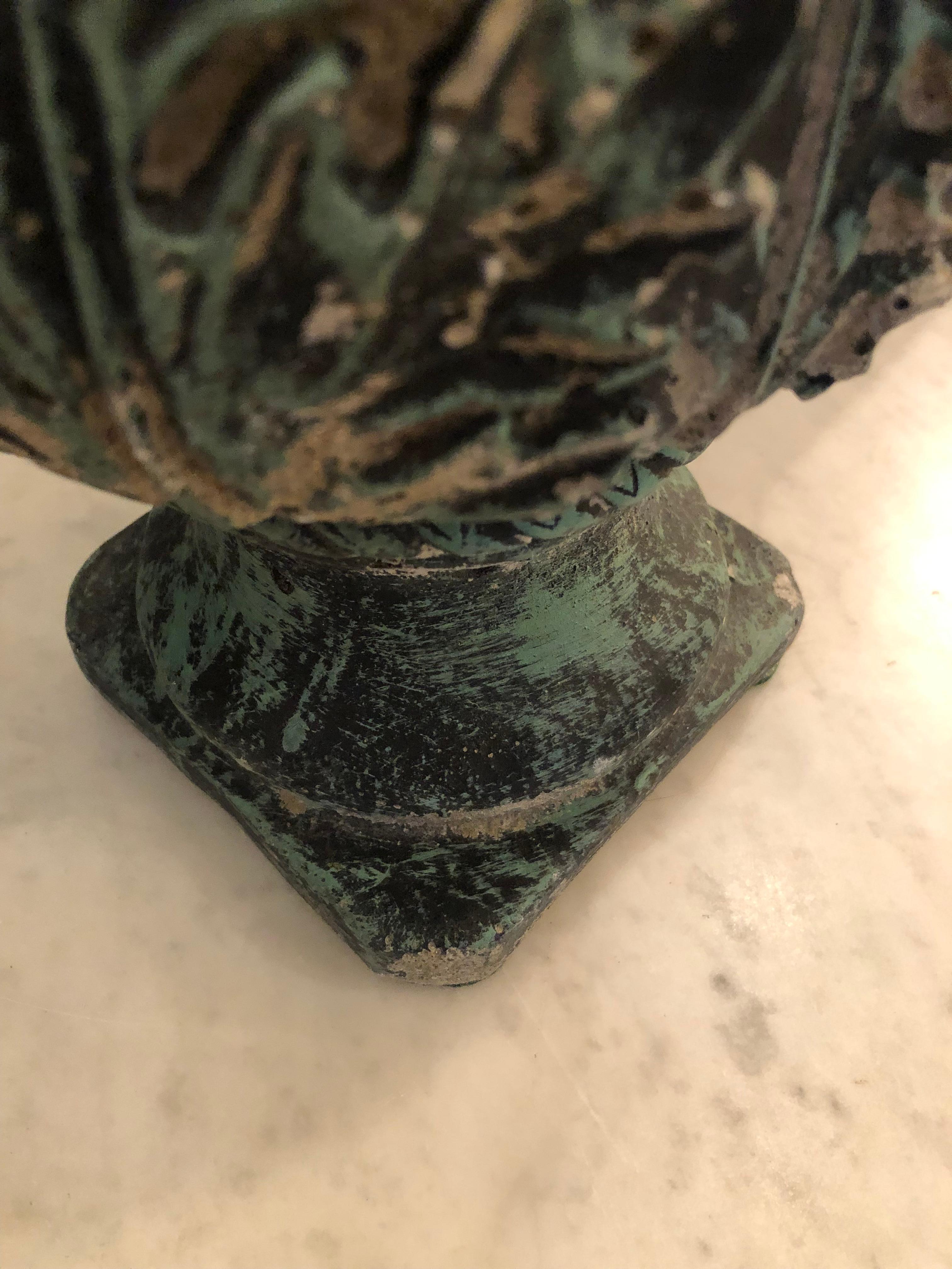Cement Stunning Pair of Vintage Pineapple Shaped Finial Sculptures For Sale