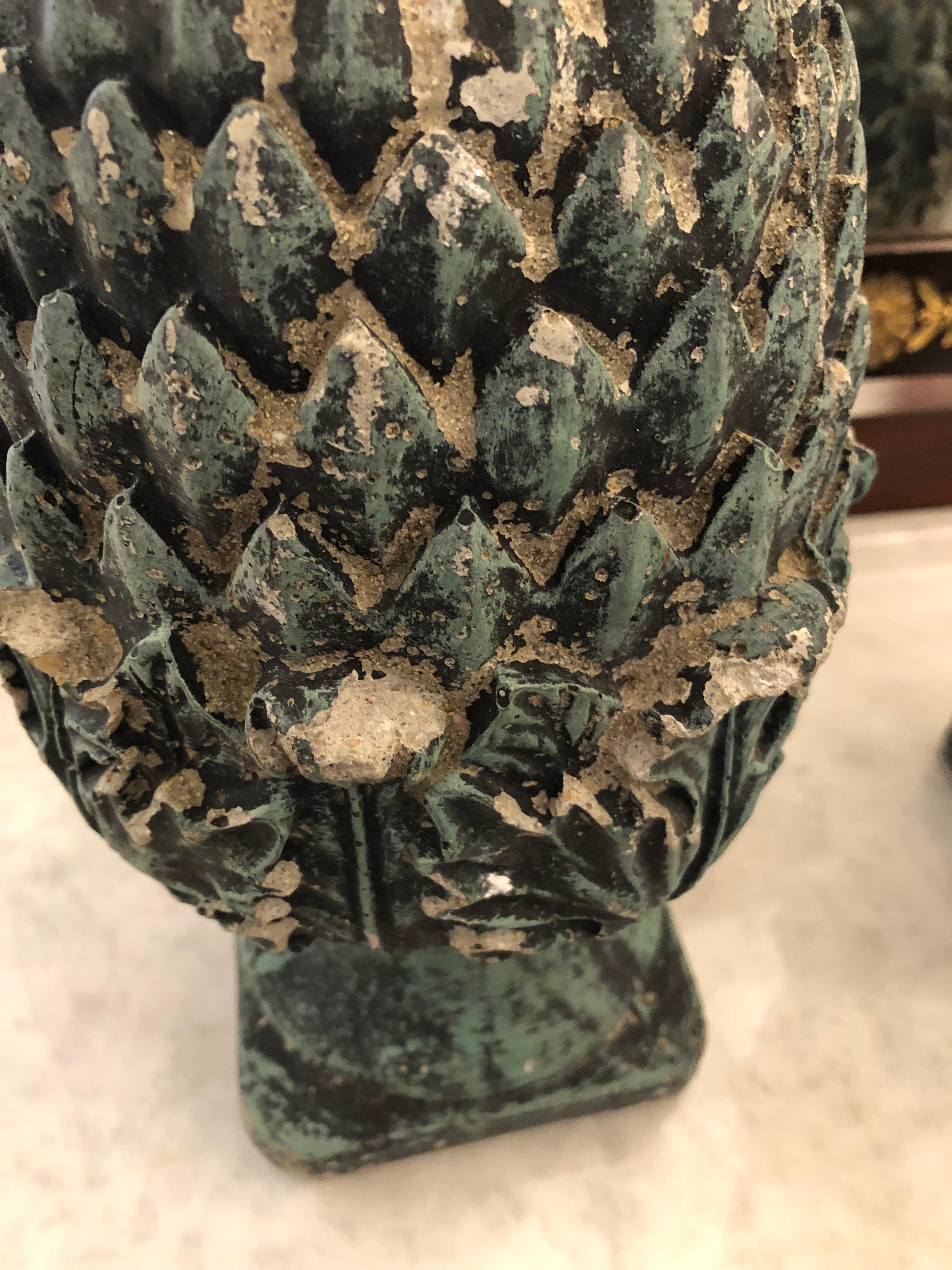 Stunning Pair of Vintage Pineapple Shaped Finial Sculptures In Distressed Condition For Sale In Hopewell, NJ