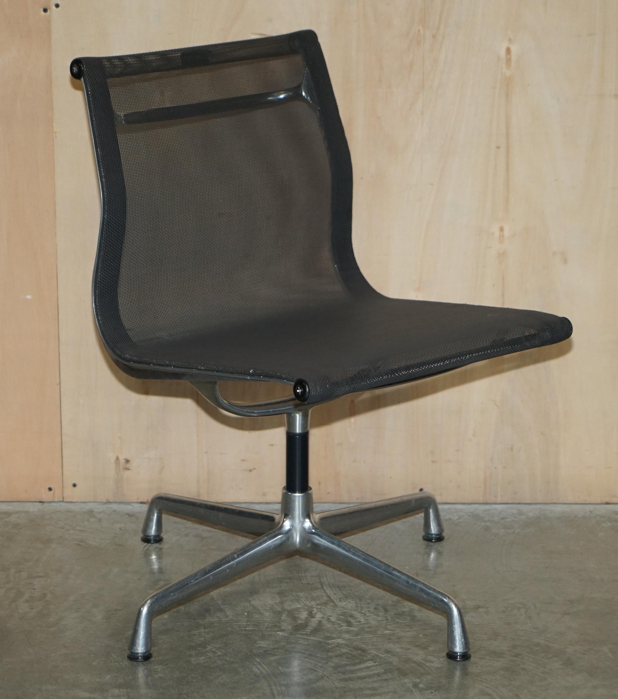 We are delighted to offer for sale this pair of original fully Vitra Eames, EA105 Hopsak chrome swivel armchairs RRP £4,192 

Super iconic, award winning, what more can you say, these are pretty much the most comfortable office chairs ever made,