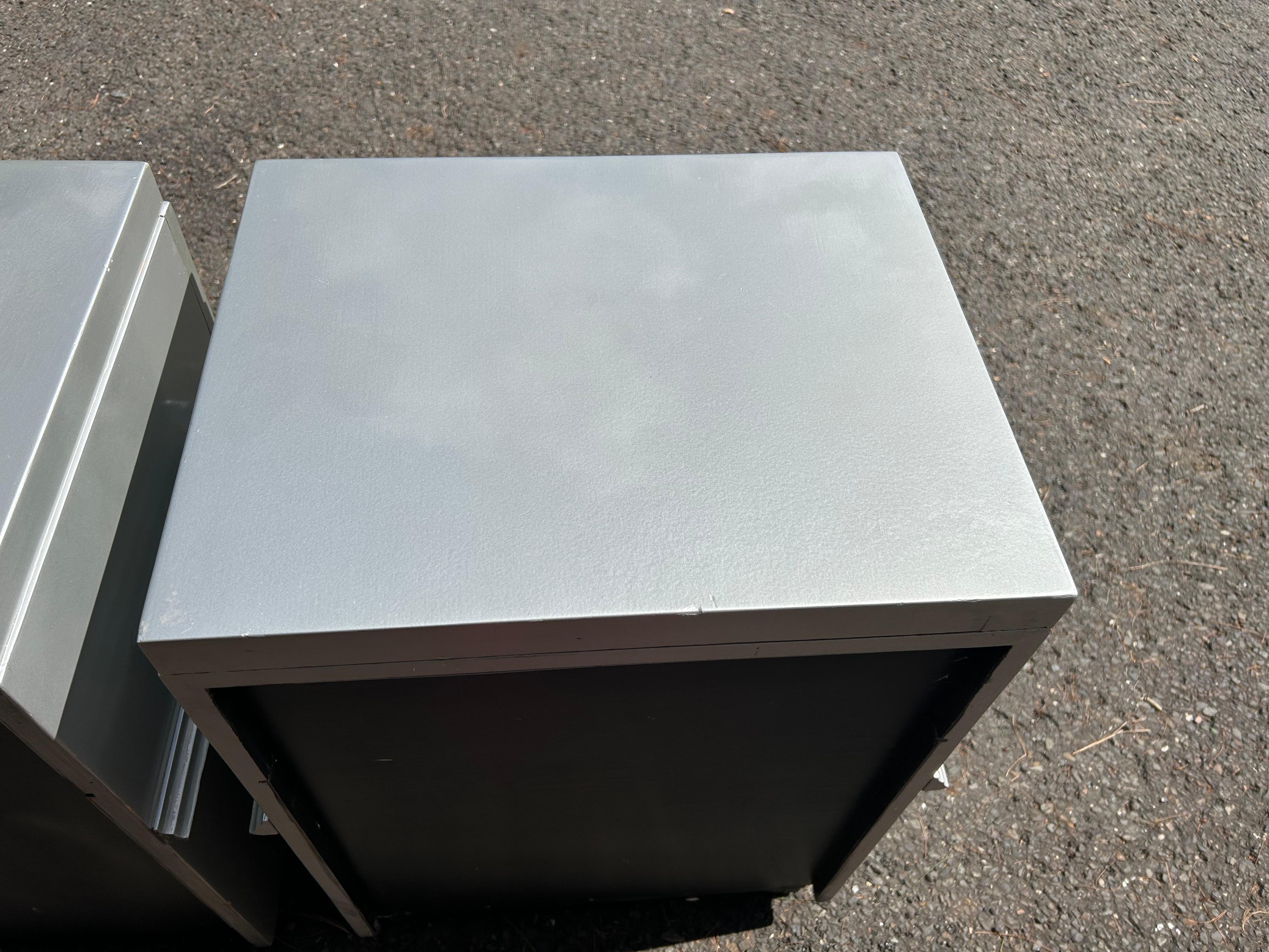 Stunning Pair Signed James Mont Silvered Night Stands Mid-Century Modern For Sale 6