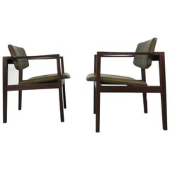 Retro Stunning Pair of Stow Davis Walnut Lounge Chairs, Classic Modernist Design