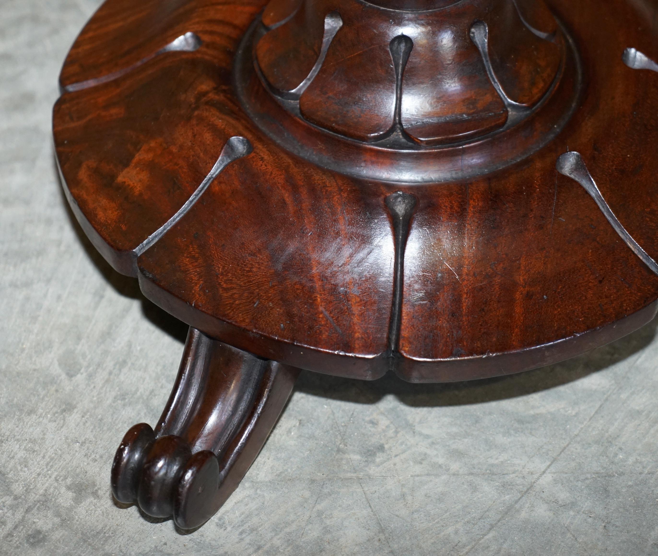 Stunning Patina Antique William IV circa 1830 Hardwood Tilt Top Occasional Table For Sale 7