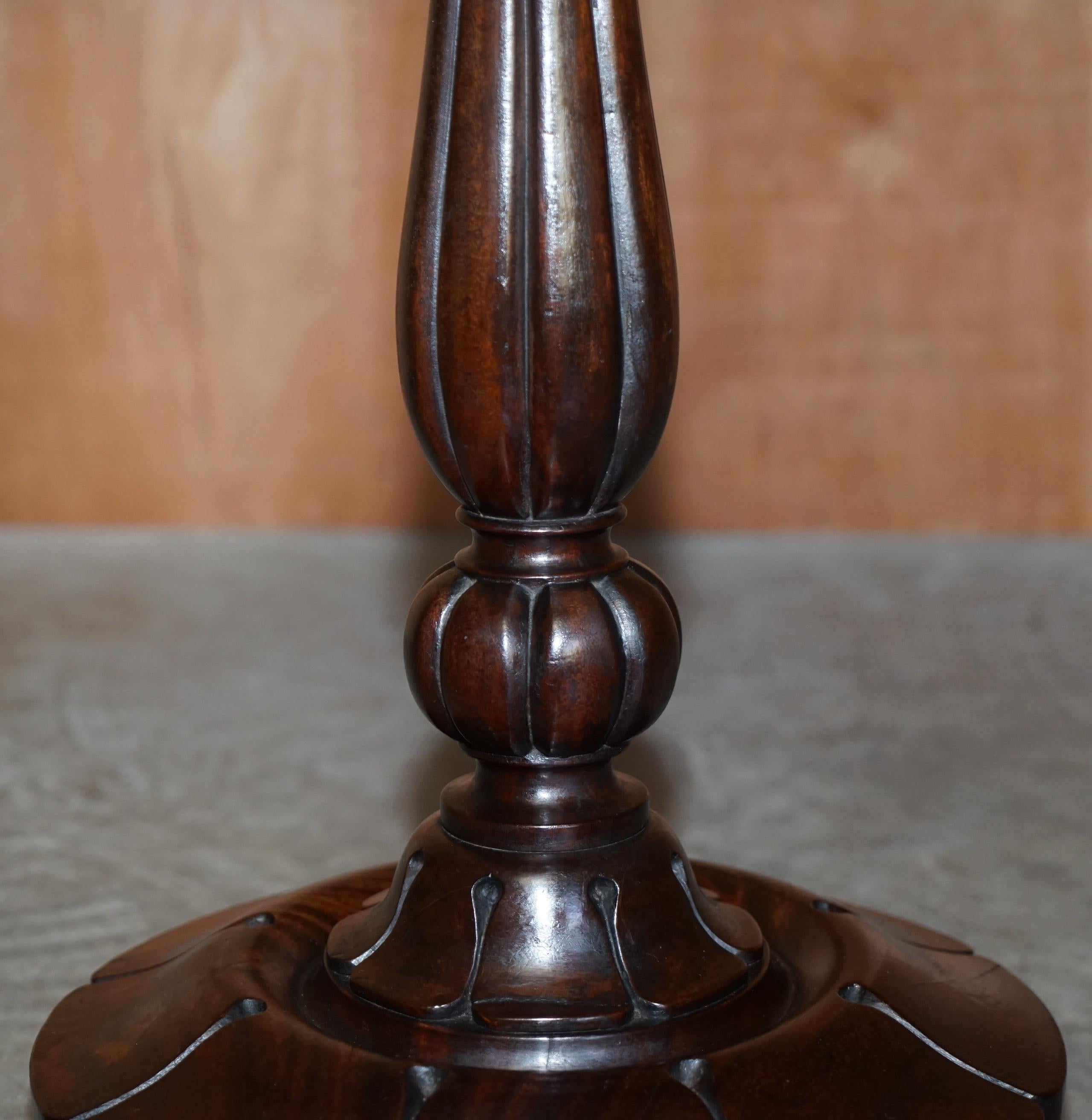 Stunning Patina Antique William IV circa 1830 Hardwood Tilt Top Occasional Table For Sale 10