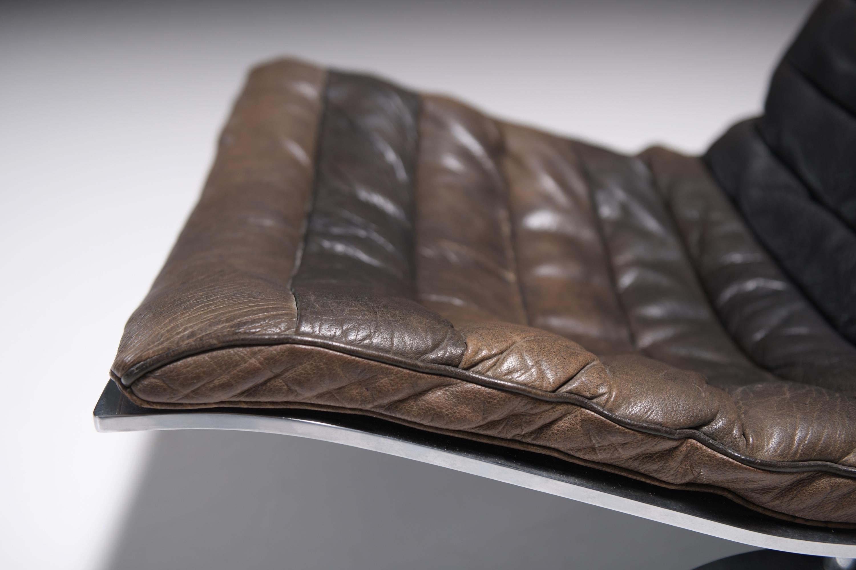 20th Century Stunning patinated ARI lounge chair in brown leather by Arne Norell - Möbel AB For Sale