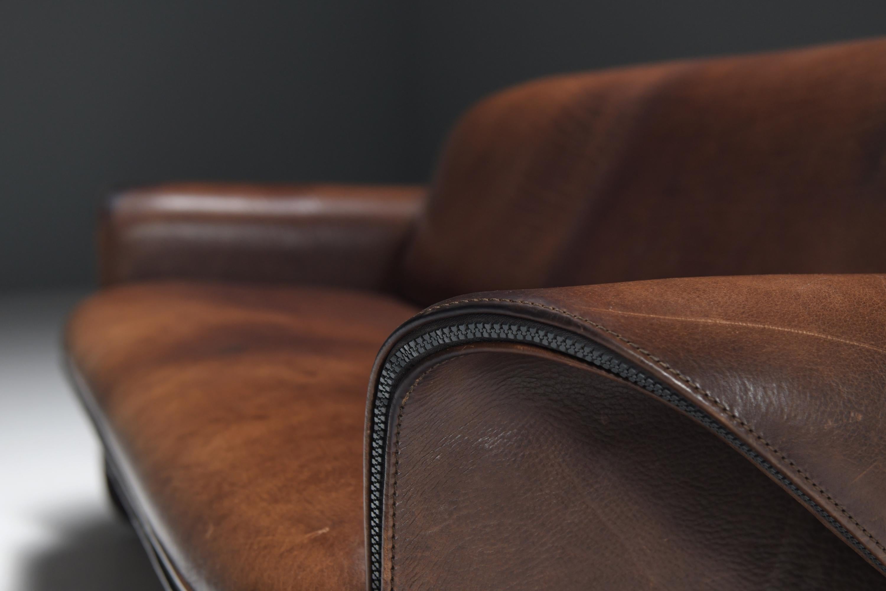 Stunning patinated DS 125 leather sofa  by Gerd Lange for De Sede Swiss 5