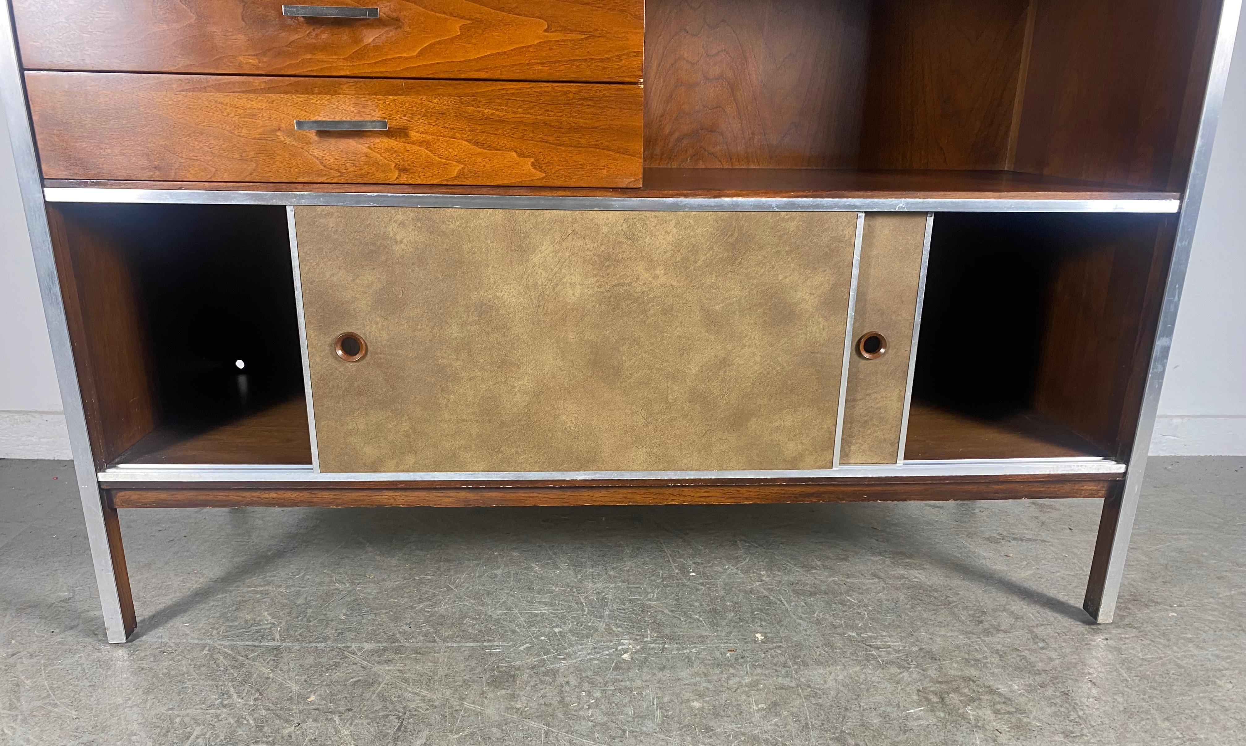 Stunning Paul McCobb Credenza for Calvin Linear Group Cabinet, Classic Modernist For Sale 3