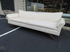 Stunning Paul McCobb Style Bowtie Design Sofa Splayed Leg Midcentury