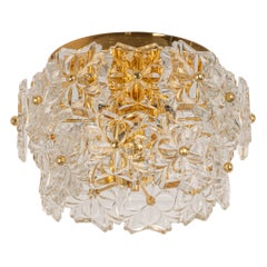 Stupefacente Petite Flush Mount, ottone e vetro di cristallo di Sölken, Germania, anni '70