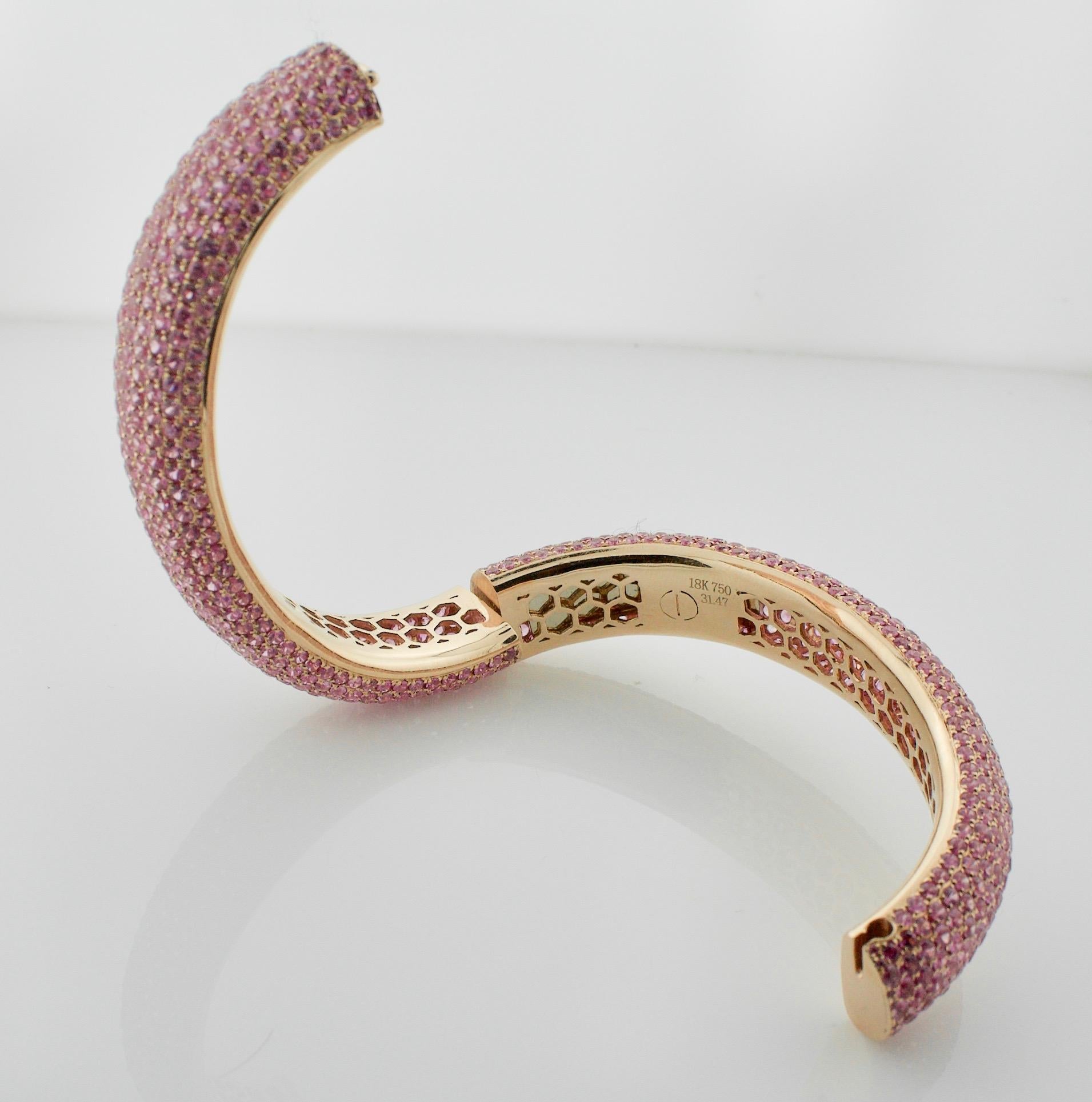Stunning Pink Sapphire Bangle Bracelet in 18 Karat Rose Gold 31.47 Carat For Sale 4