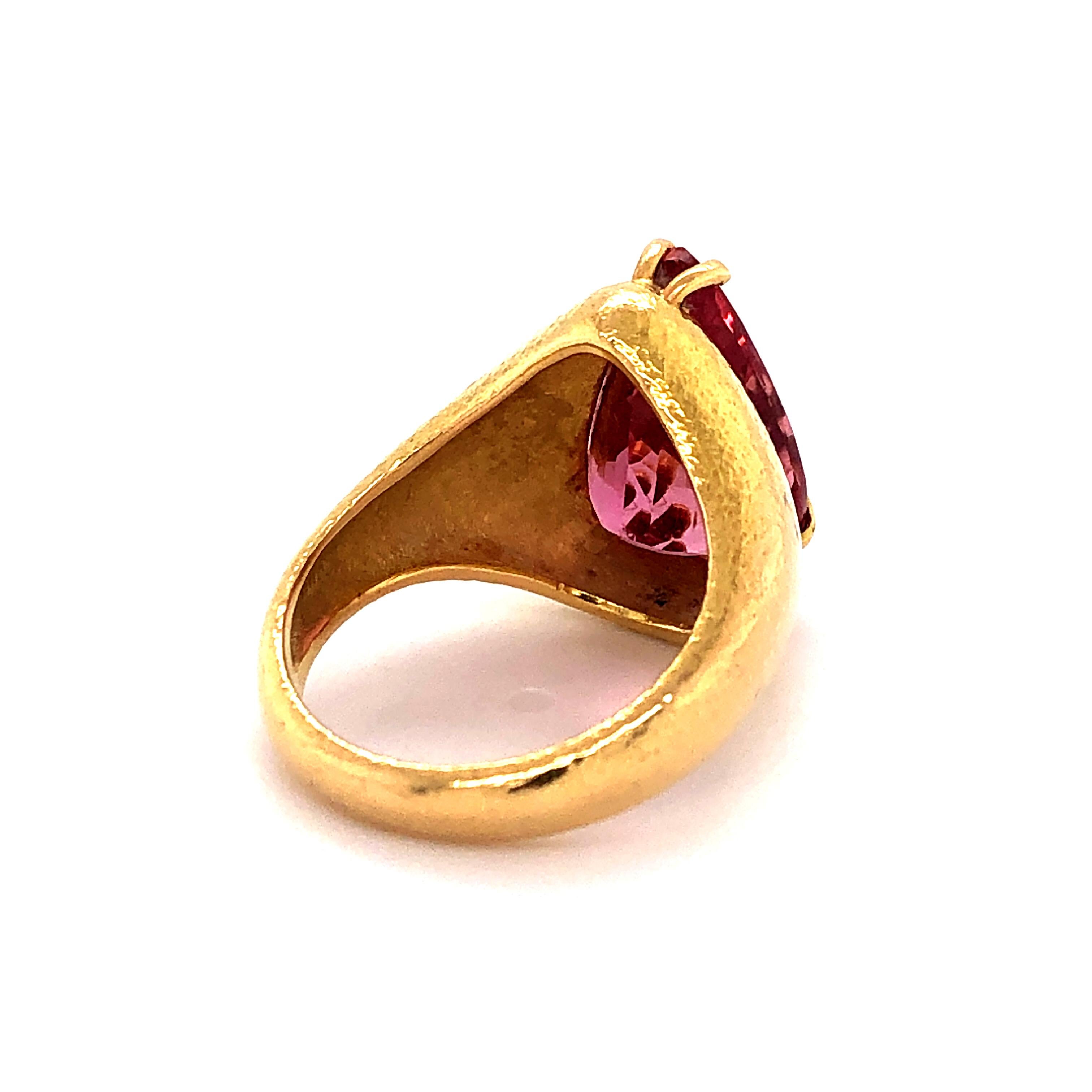 Stunning Pink Topaz 18 Karat Gold Ring 4