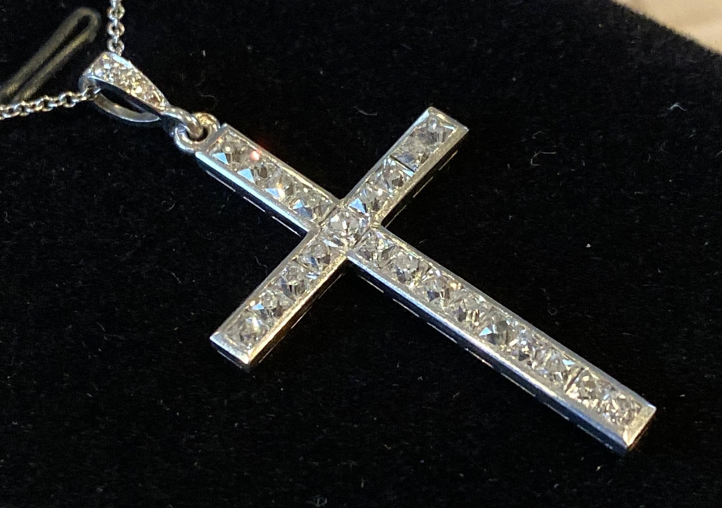 cross necklace tiffany