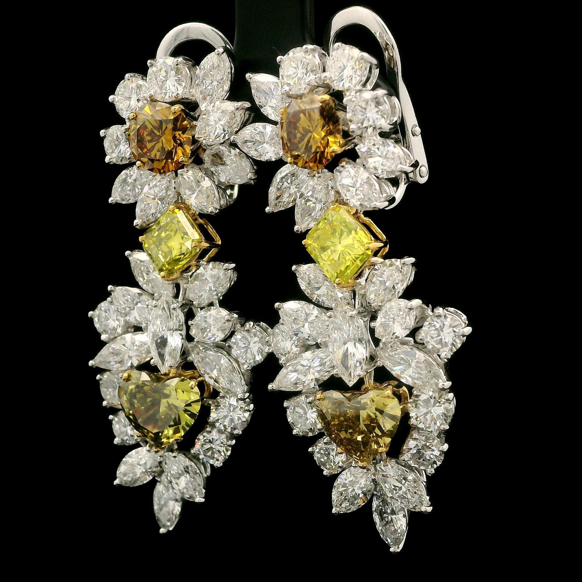 Atemberaubende Platin & Gold GIA 19,96ctw Fancy Color Diamanten baumeln Tropfen Ohrringe (Herzschliff) im Angebot