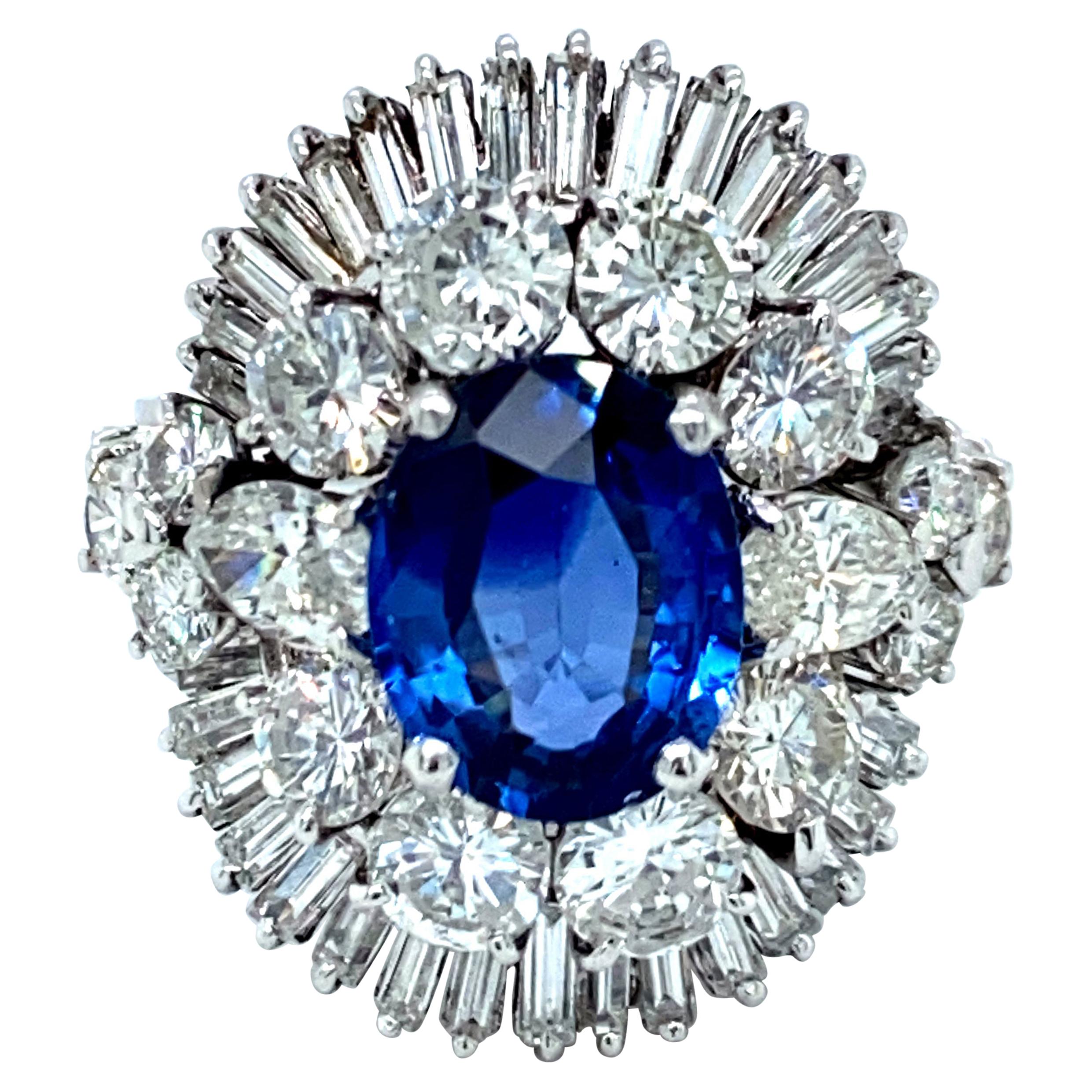 Stunning Platinum Ring Set with Sapphire 2.48 Carat and 5.60 Carat Diamonds For Sale