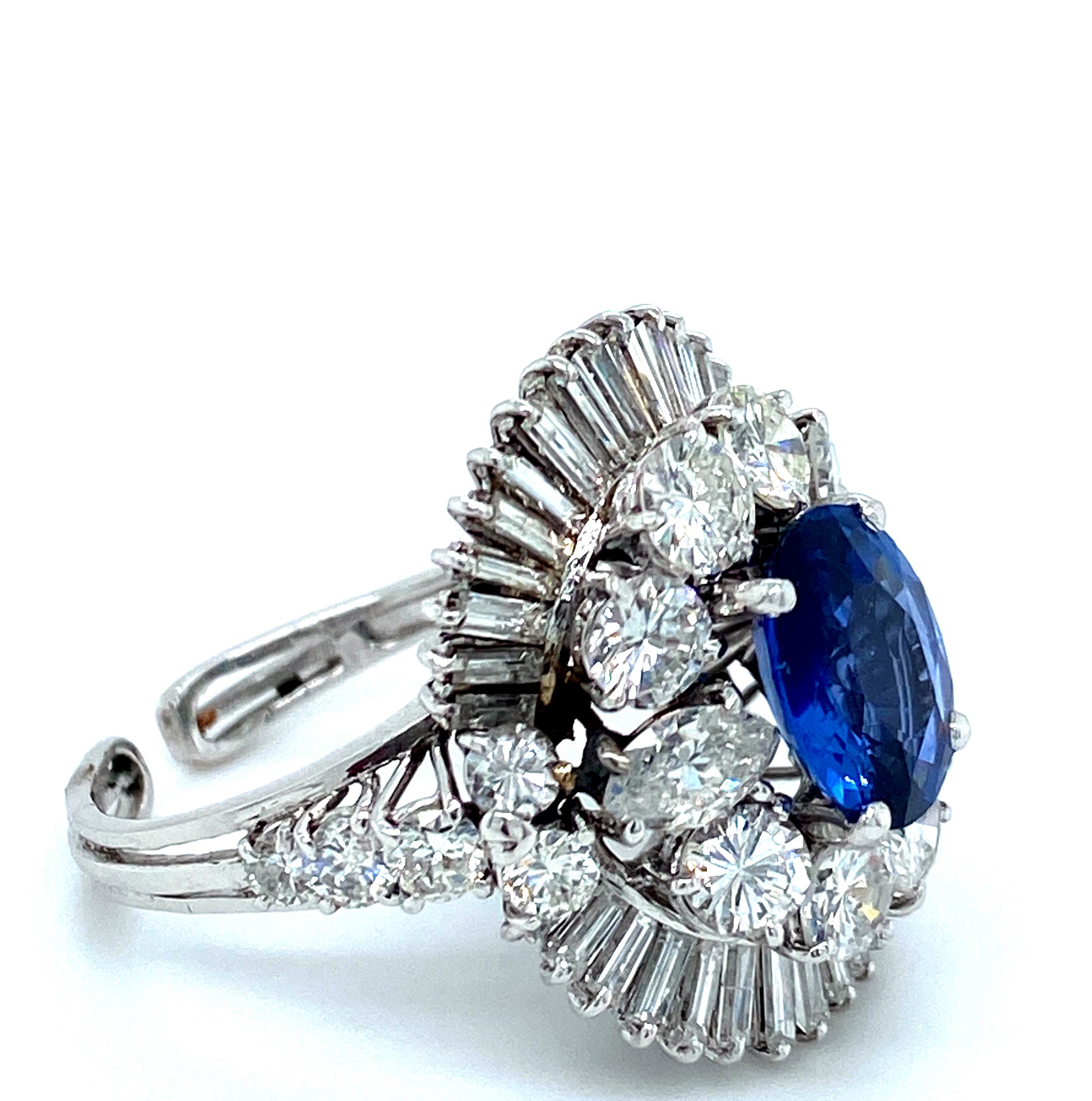 Stunning Platinum Ring Set with Sapphire 2.48 Carat and 5.60 Carat Diamonds For Sale 3
