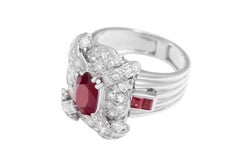 Stunning Platinum Ring with 1.14 Carat Ruby and Diamonds