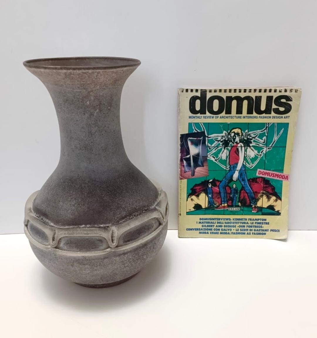 Italian Stunning Postmodern Brown Hand-Molded Scavo Glass Vase, Italy For Sale