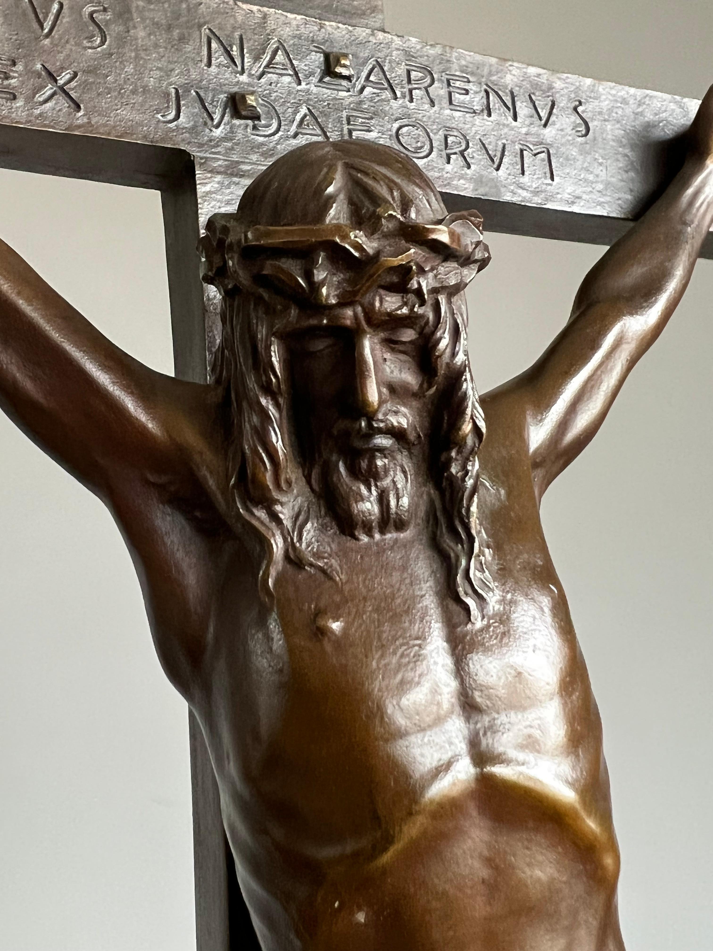 Gothic Revival Stunning & Powerful Altar Crucifix with Detailed Bronze Sculpture of Christ 1912 For Sale