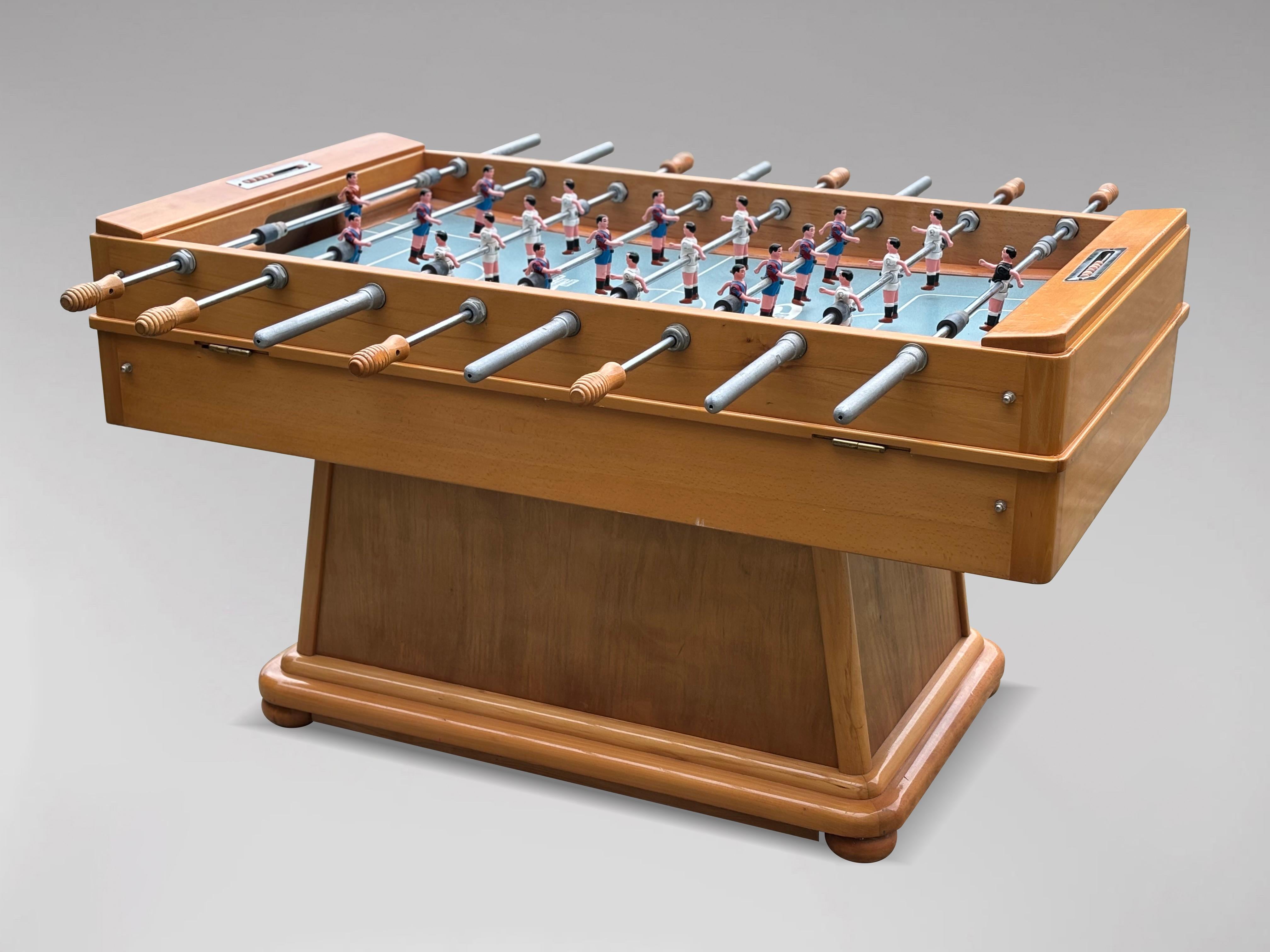 Stunning Quality 1980s Spanish Foosball Kicker Table For Sale 3